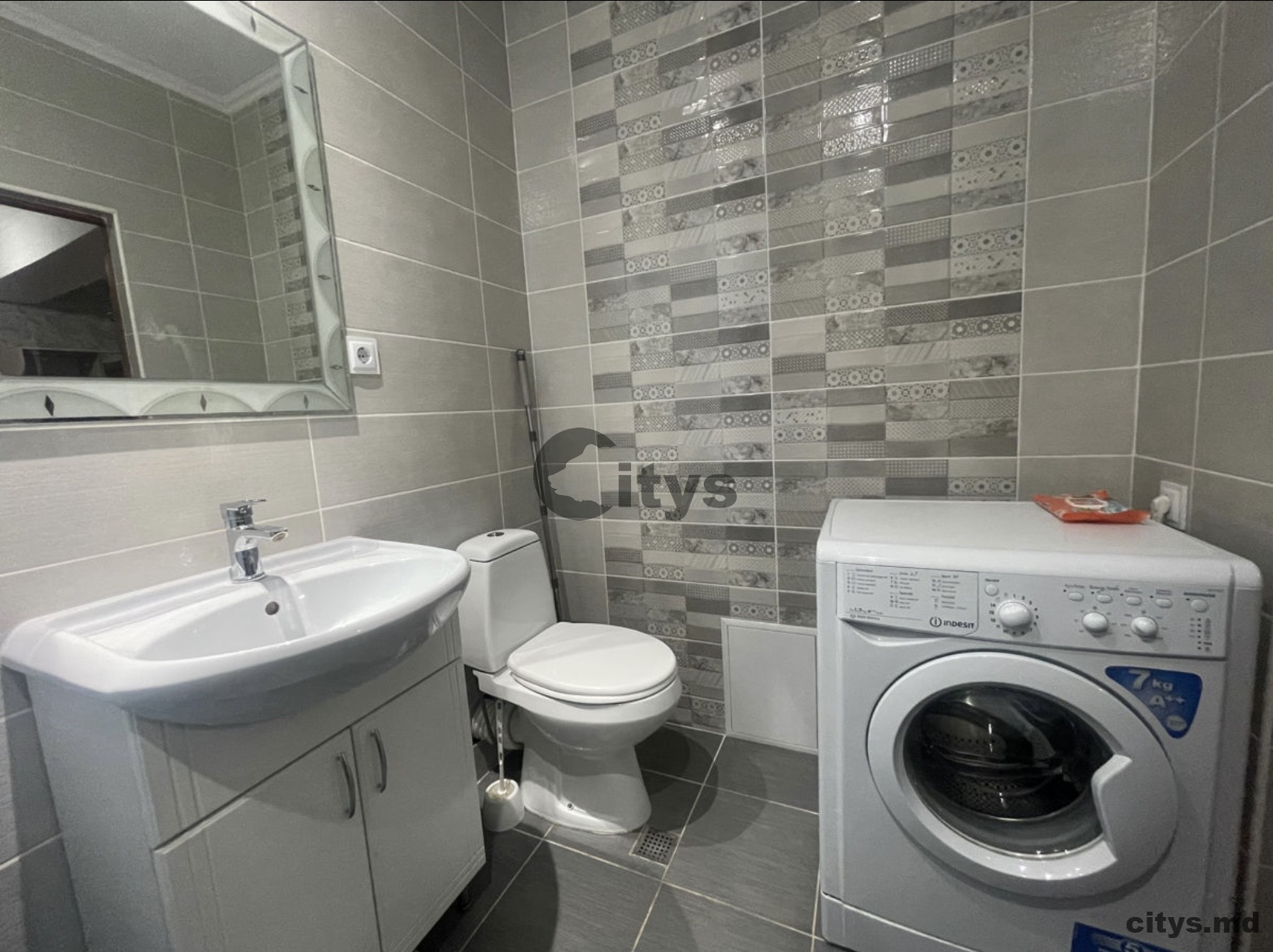 Сдается-2-х комнатная квартира, 60м², Чеканы,Mircea cel Bătrân photo 9 - citys.md Сдается-2-х комнатная квартира, 60м², Чеканы,Mircea cel Bătrân photo 8