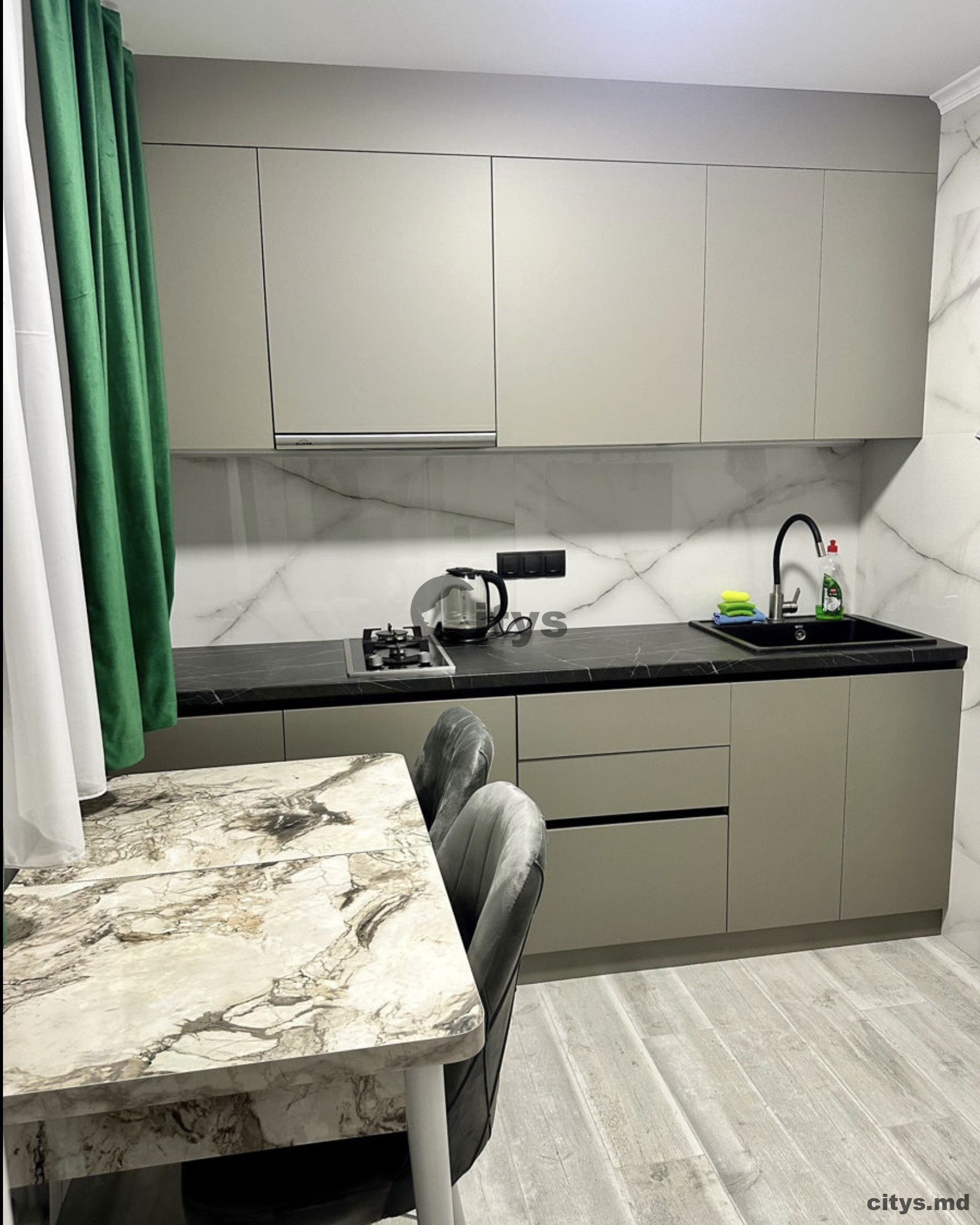 Chirie-Apartament cu 2 camere, 42m²,Centru, Cojocarilor photo 5 - citys.md Chirie-Apartament cu 2 camere, 42m²,Centru, Cojocarilor photo 4