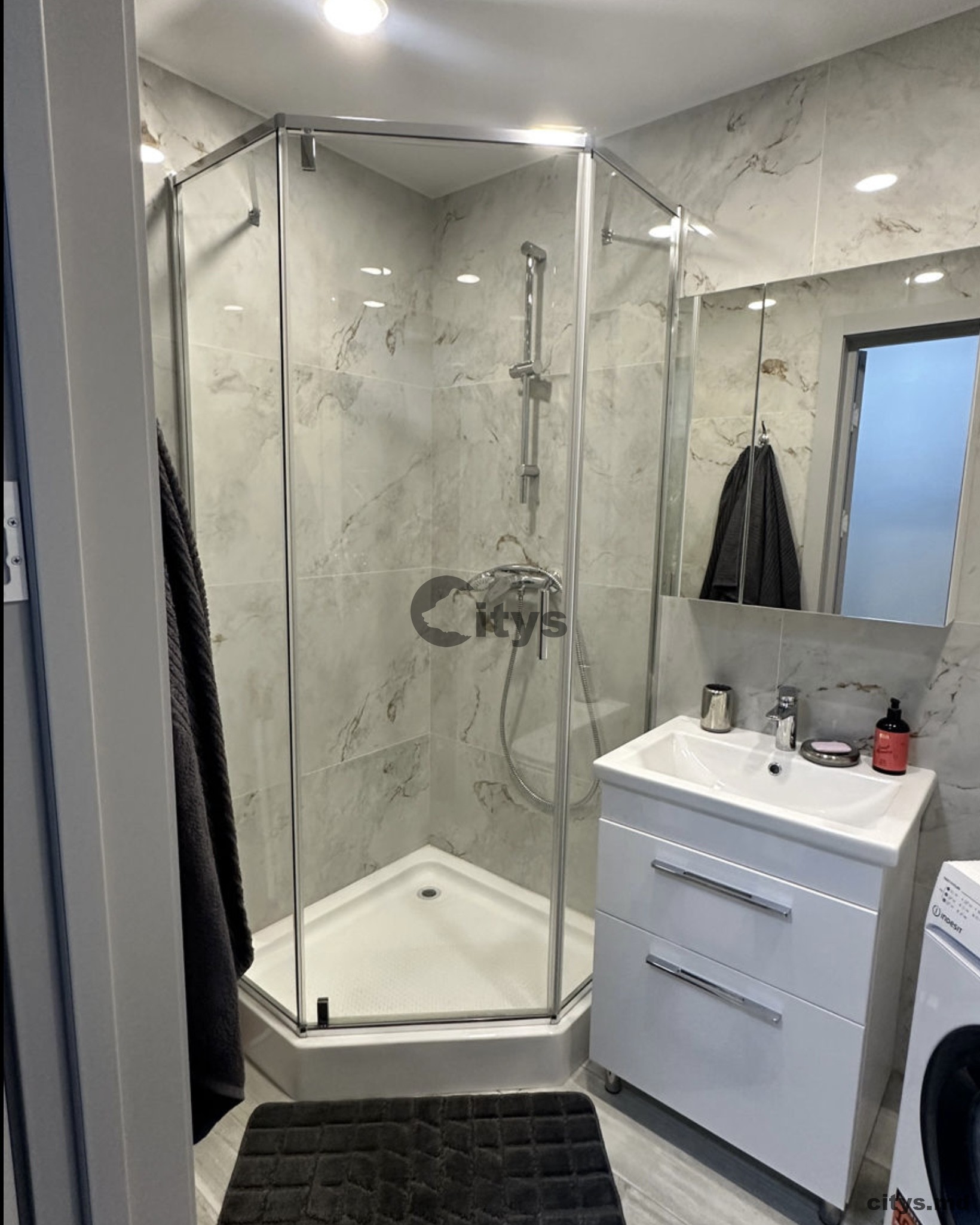 Chirie-Apartament cu 2 camere, 42m²,Centru, Cojocarilor photo 4 - citys.md Chirie-Apartament cu 2 camere, 42m²,Centru, Cojocarilor photo 3