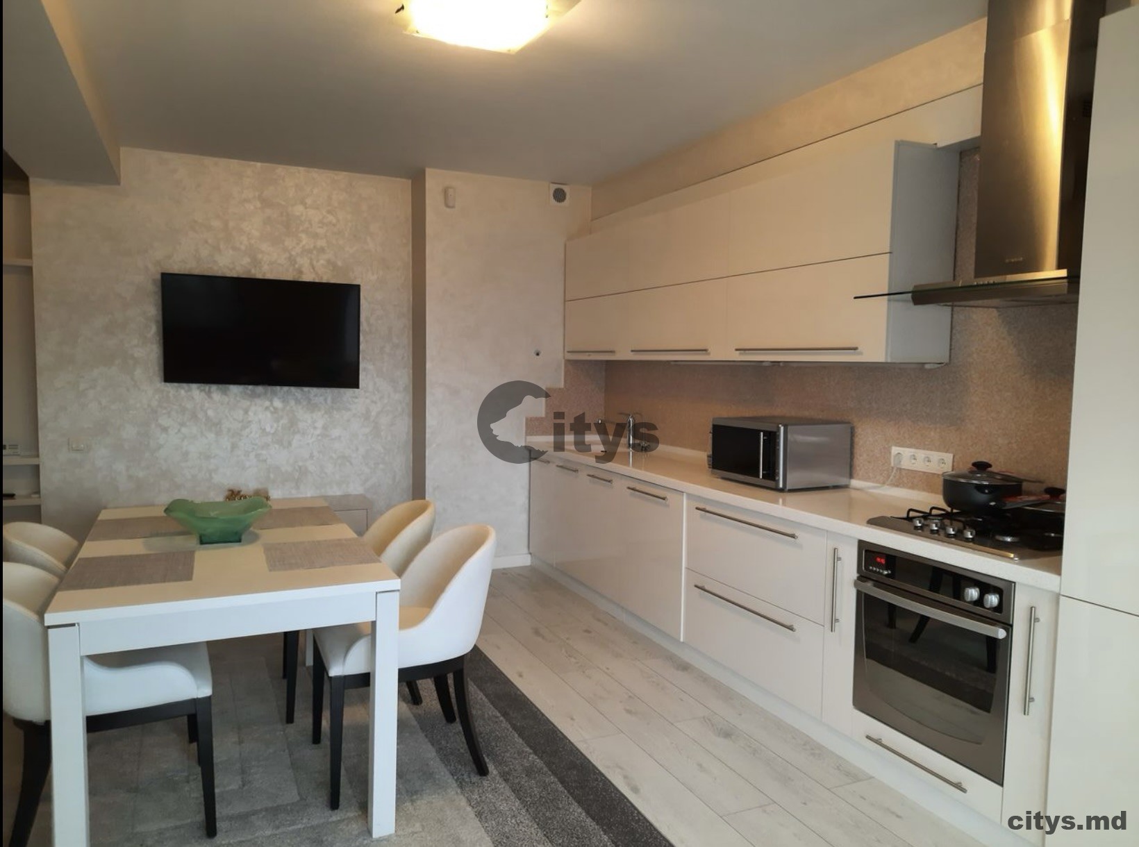 Сдается-2-х комнатная квартира, 55м²,Центр, Sfîntul Gheorghe photo 9 - citys.md Сдается-2-х комнатная квартира, 55м²,Центр, Sfîntul Gheorghe photo 8