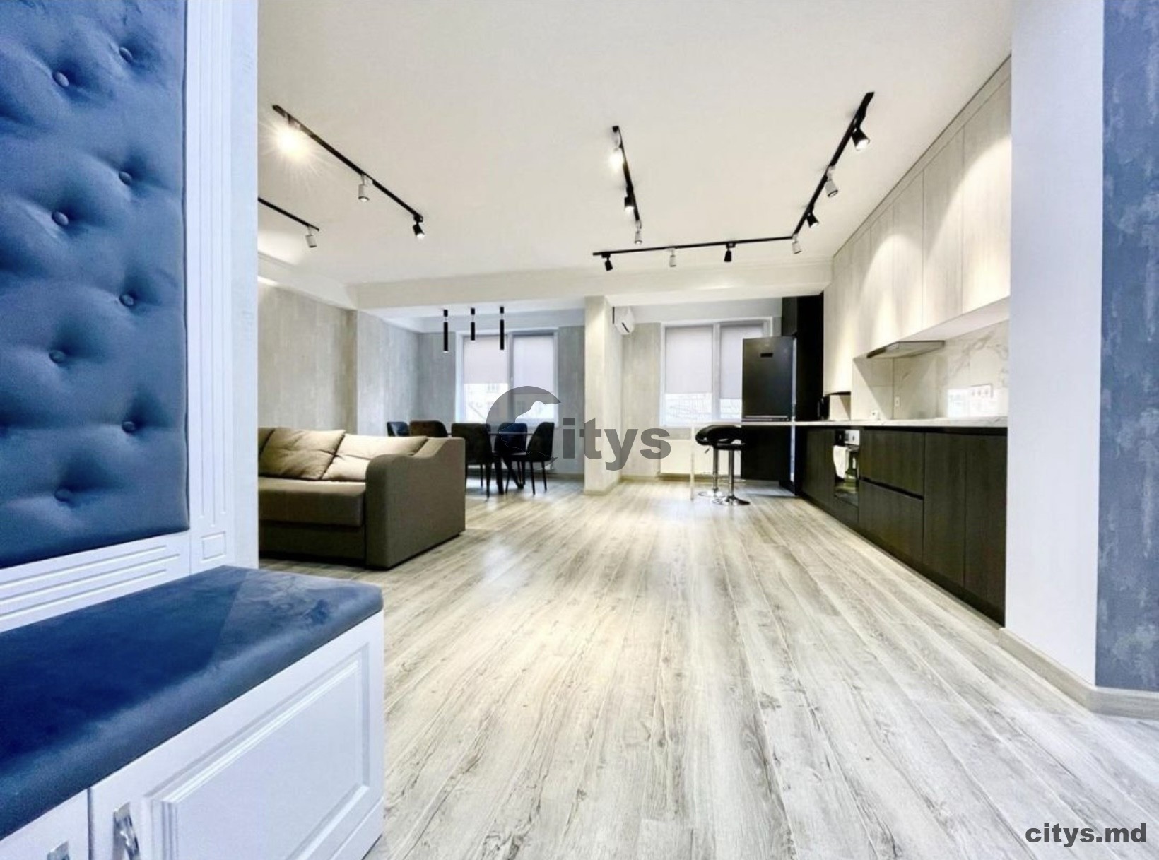 Центр-1 комнатная квартира, 70м², Центр,Vasile Alecsandri photo 1 - citys.md Центр-1 комнатная квартира, 70м², Центр,Vasile Alecsandri photo 0