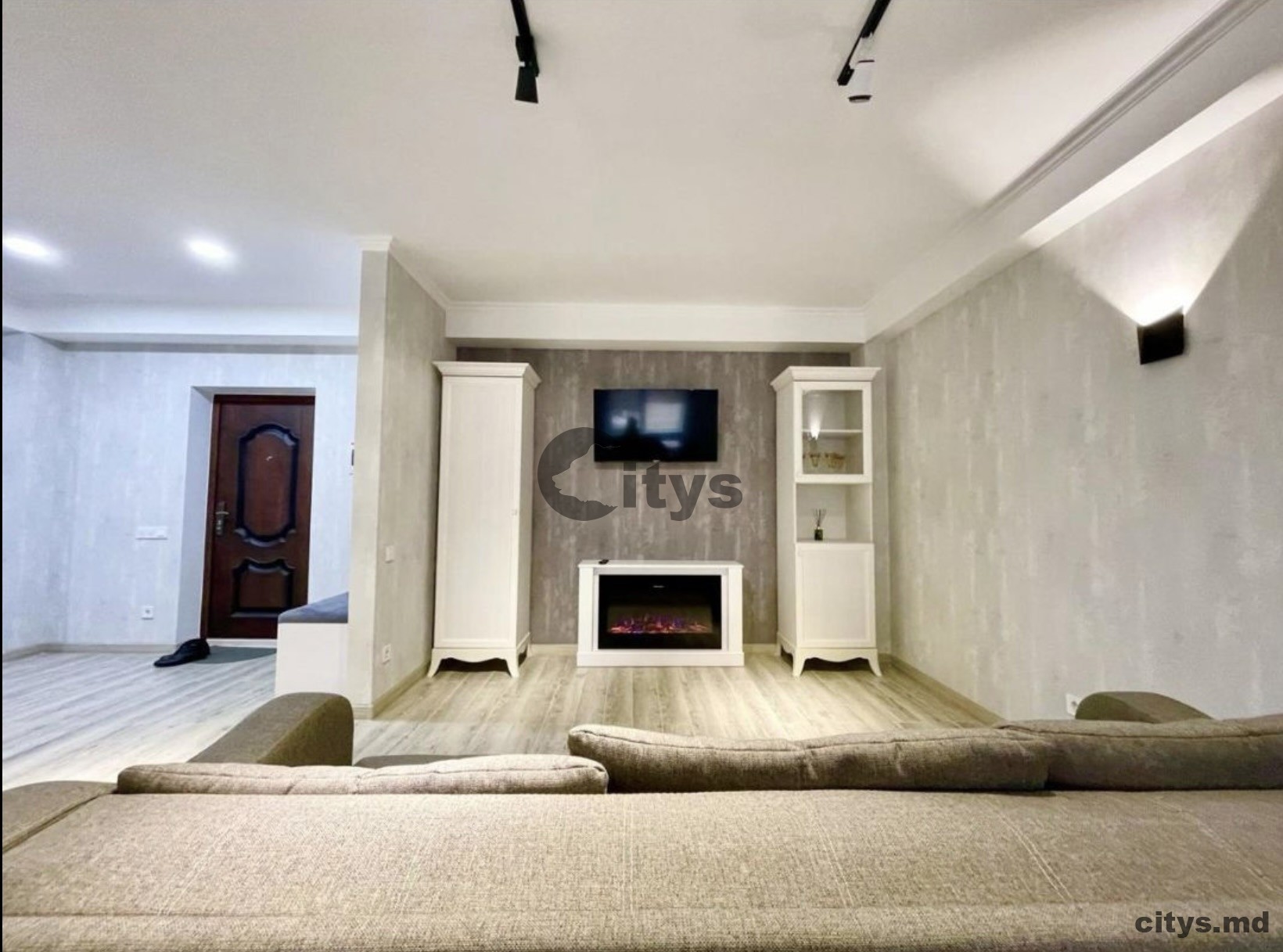 Центр-1 комнатная квартира, 70м², Центр,Vasile Alecsandri photo 10 - citys.md Центр-1 комнатная квартира, 70м², Центр,Vasile Alecsandri photo 9