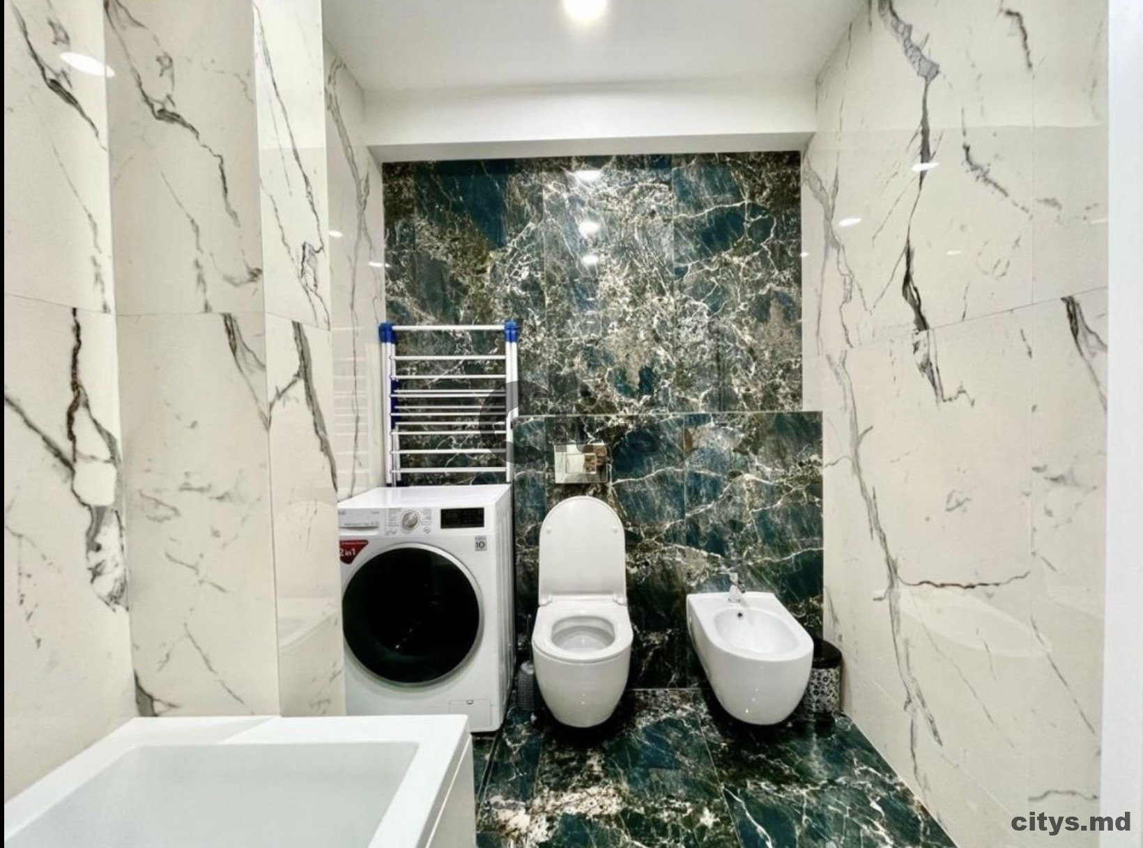 Центр-1 комнатная квартира, 70м², Центр,Vasile Alecsandri photo 2 - citys.md Центр-1 комнатная квартира, 70м², Центр,Vasile Alecsandri photo 1