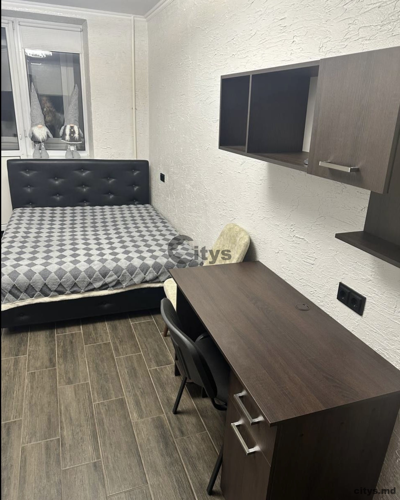 Chirie-Apartament cu 2 camere, 42m²,Centru, Alexandr Pușkin photo 2 - citys.md Chirie-Apartament cu 2 camere, 42m²,Centru, Alexandr Pușkin photo 1