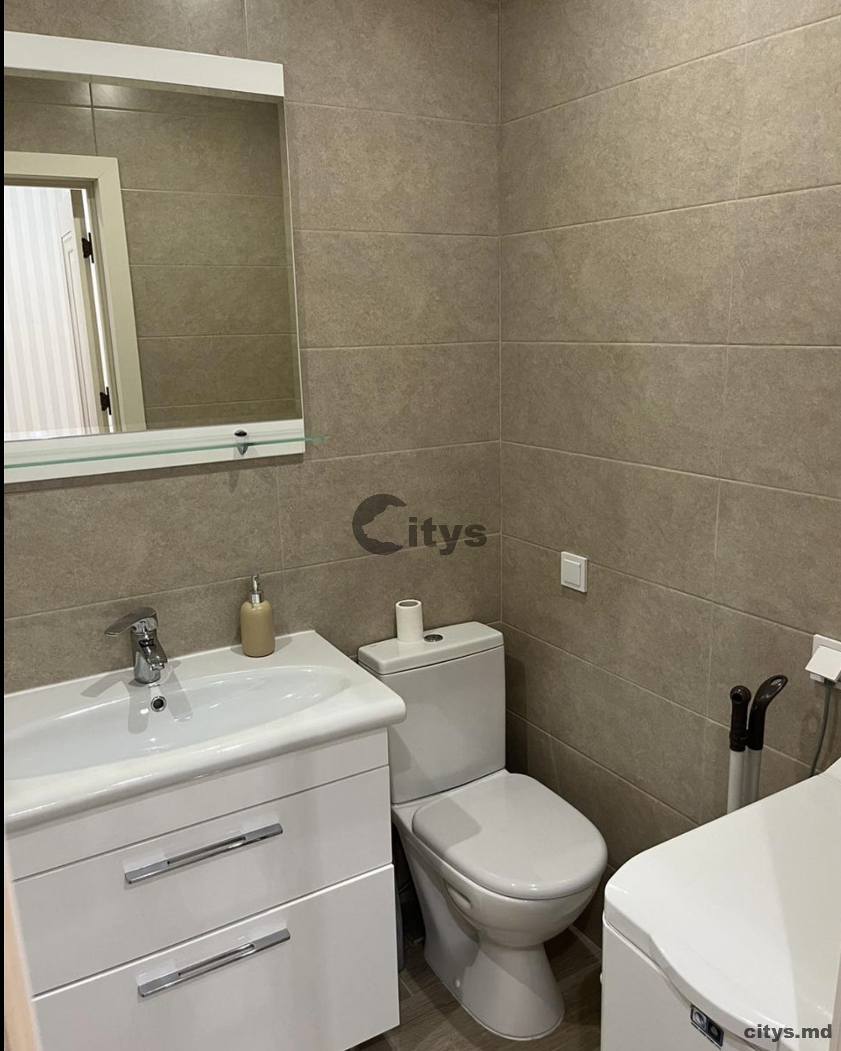 Chirie-Apartament cu 1 cameră, 35m², Rîșcani,Florilor photo 8 - citys.md Chirie-Apartament cu 1 cameră, 35m², Rîșcani,Florilor photo 7