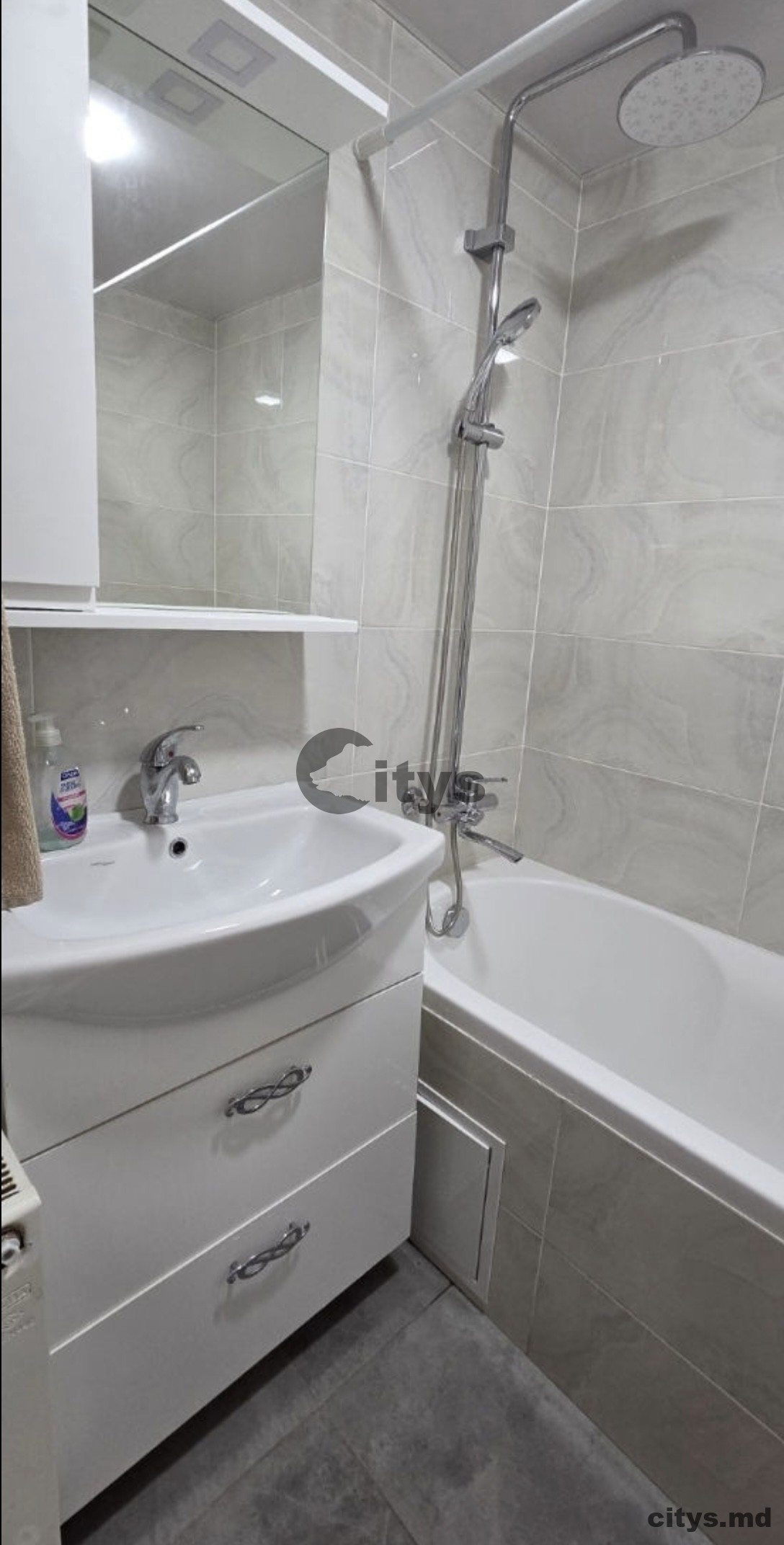 Chirie-Apartament cu 2 camere, 56m²,Buiucani, Nicolae Costin photo 7 - citys.md Chirie-Apartament cu 2 camere, 56m²,Buiucani, Nicolae Costin photo 6