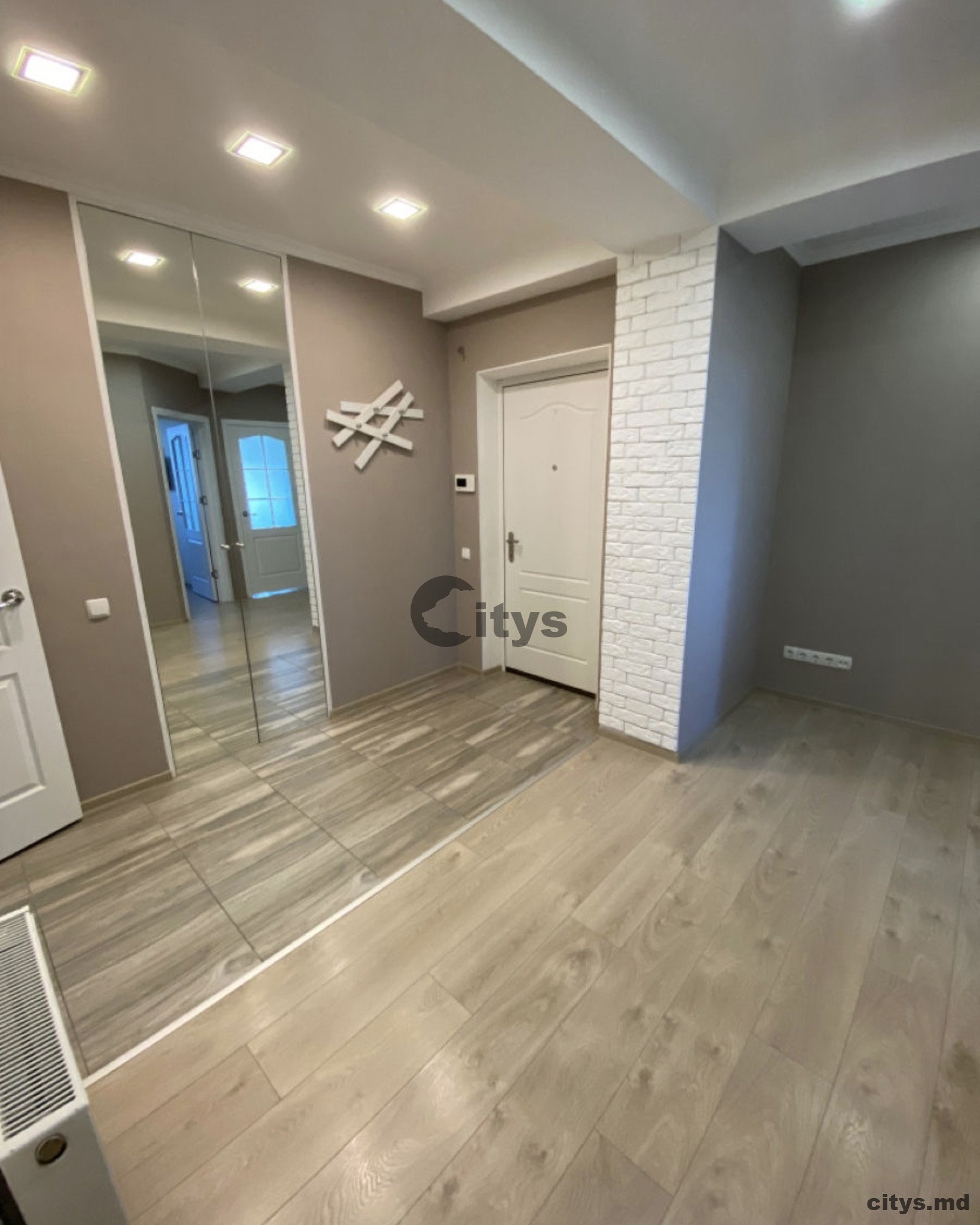 Chirie-Apartament cu 2 camere, 60m², Centru,Arheolog Ion Casian Suruceanu photo 1 - citys.md Chirie-Apartament cu 2 camere, 60m², Centru,Arheolog Ion Casian Suruceanu photo 0