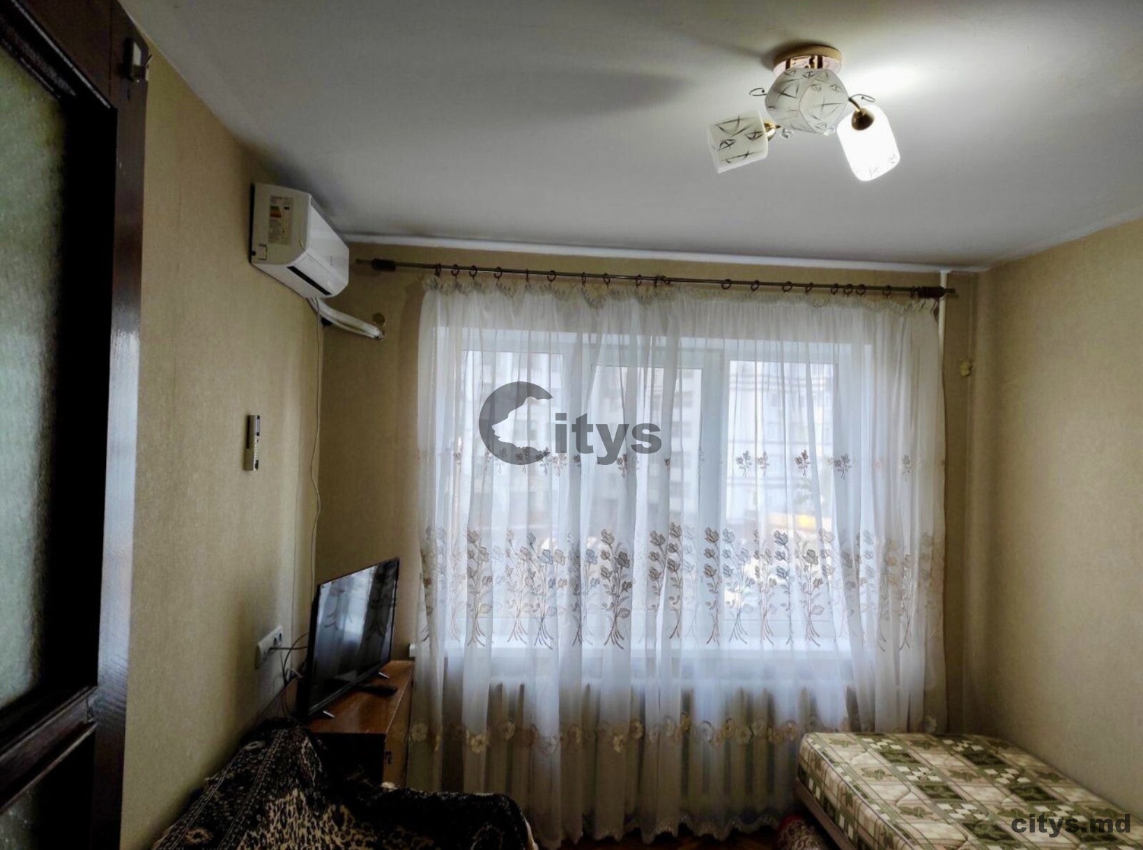 Chirie-Apartament cu 2 camere, 50m²,Centru,Cahul photo 0