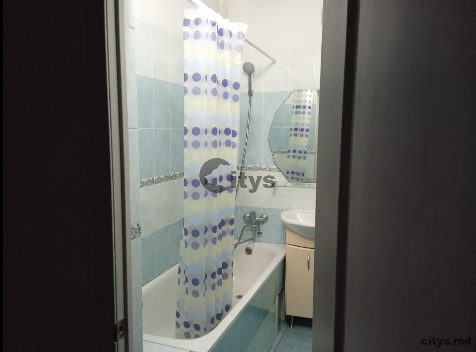 Chirie-Apartament cu 2 camere, 50m², Rîșcani,Мирон Костин photo 9 - citys.md Chirie-Apartament cu 2 camere, 50m², Rîșcani,Мирон Костин photo 8