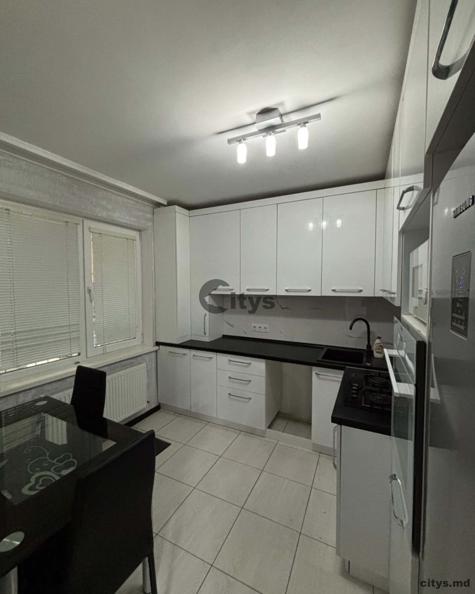 Chirie-Apartament cu 3 camere, 70m², Ciocana,Alecu Russo photo 2 - citys.md Chirie-Apartament cu 3 camere, 70m², Ciocana,Alecu Russo photo 1