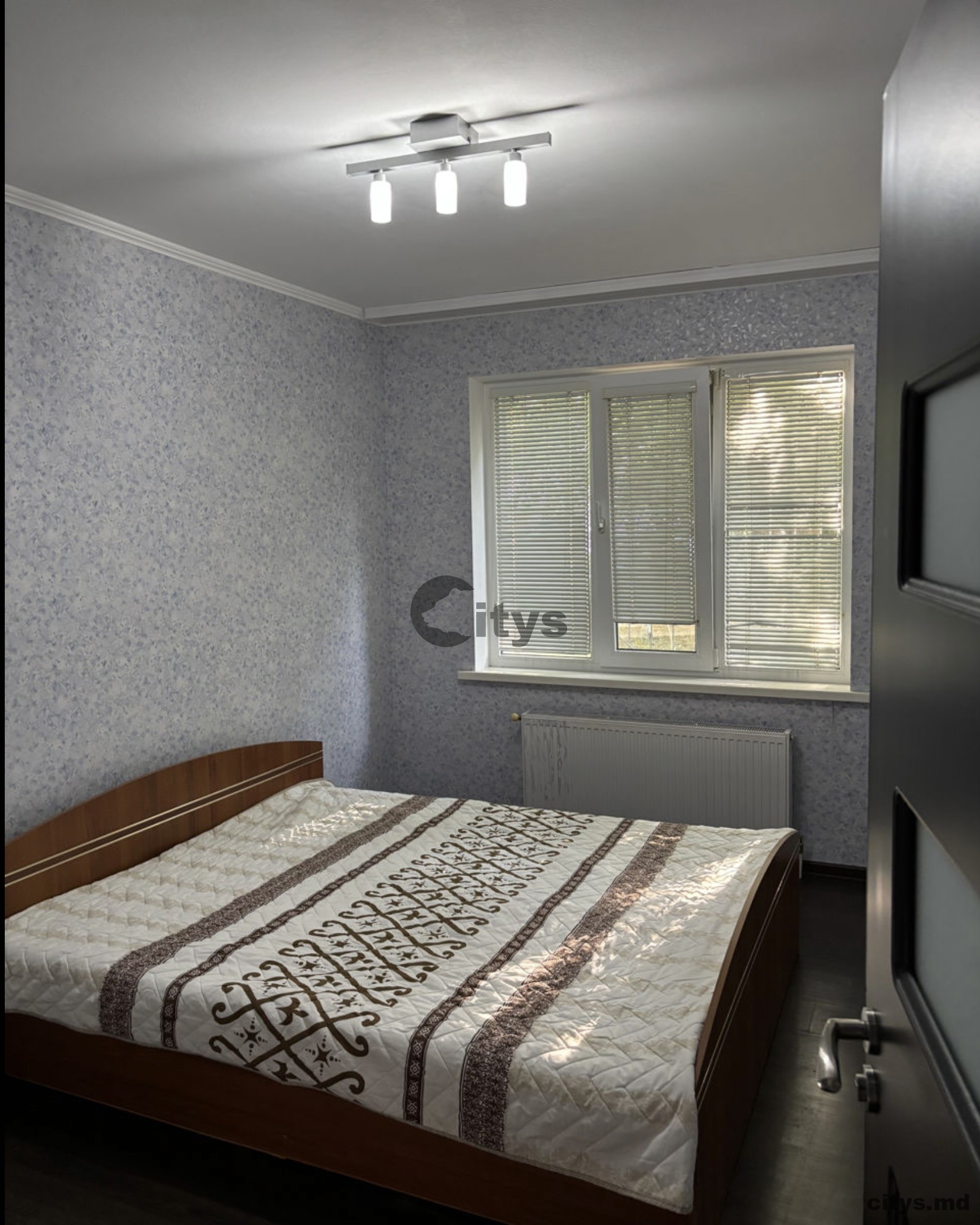 Chirie-Apartament cu 3 camere, 70m², Ciocana,Alecu Russo photo 1 - citys.md Chirie-Apartament cu 3 camere, 70m², Ciocana,Alecu Russo photo 0