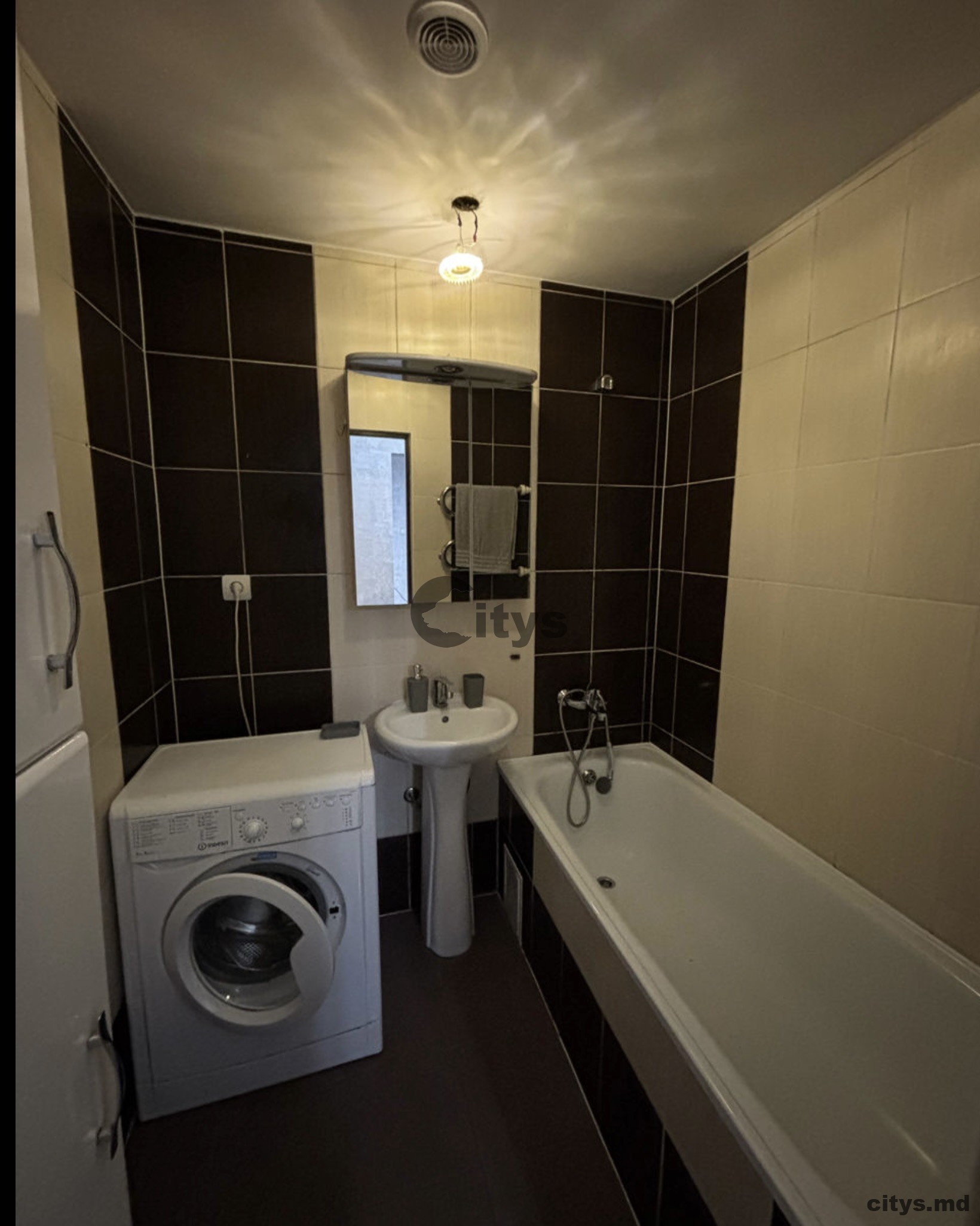 Chirie-Apartament cu 3 camere, 70m², Ciocana,Alecu Russo photo 3 - citys.md Chirie-Apartament cu 3 camere, 70m², Ciocana,Alecu Russo photo 2