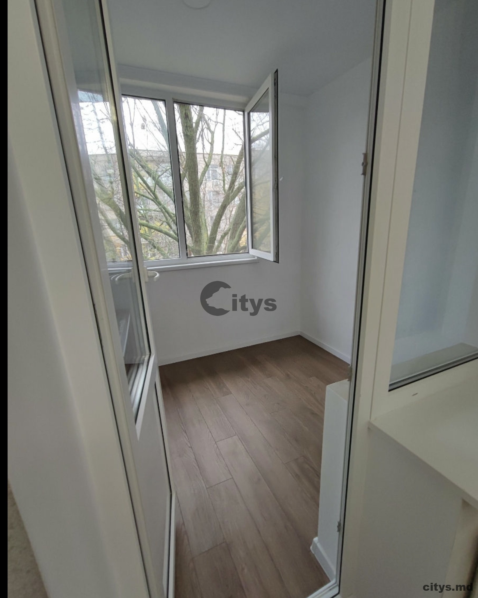 Se vinde-Apartament cu 2 camere, 57m², Rîșcani,Miron Costin photo 8