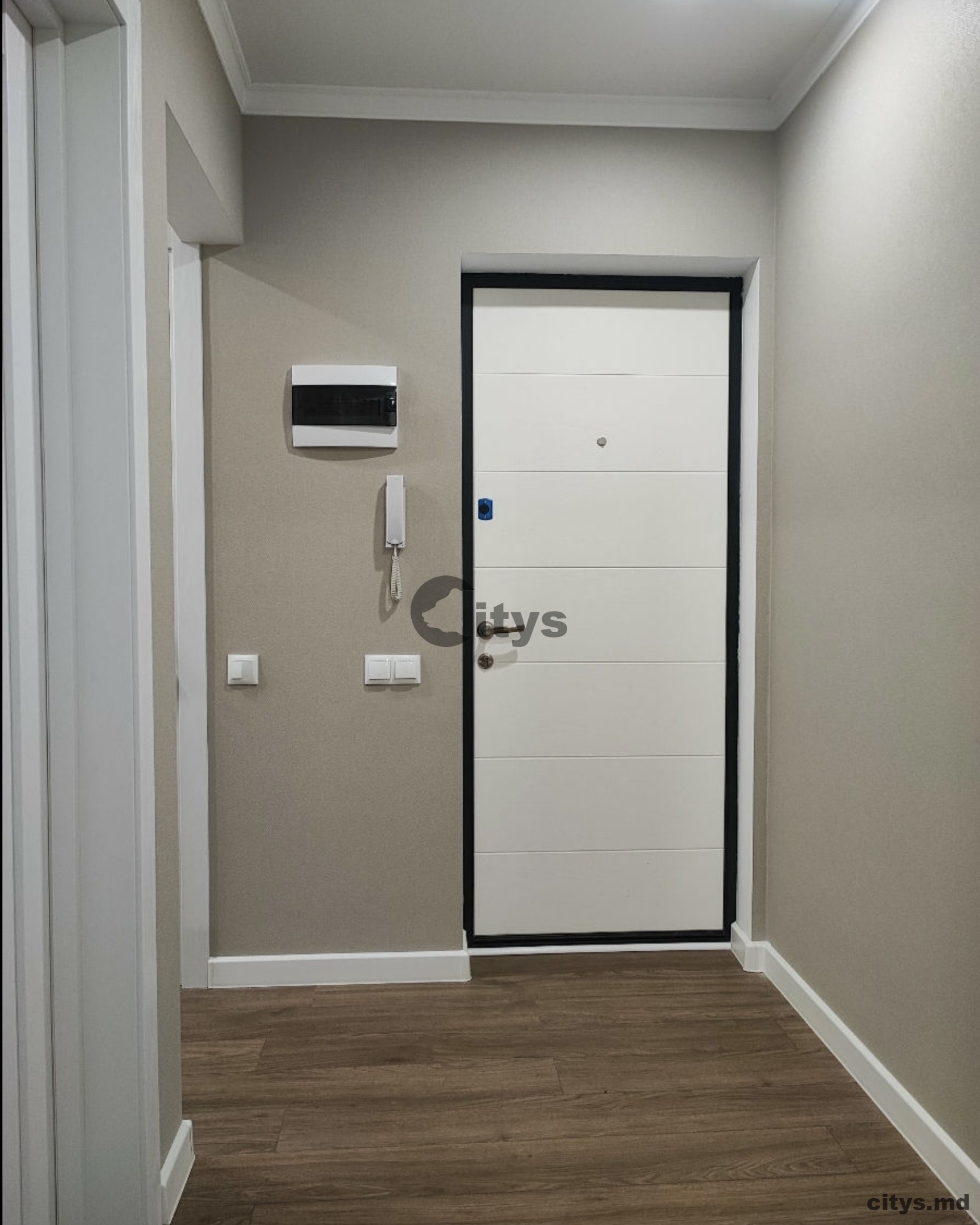 Se vinde-Apartament cu 3 camere, 80m²,Botanica, Traian 7445 photo 3