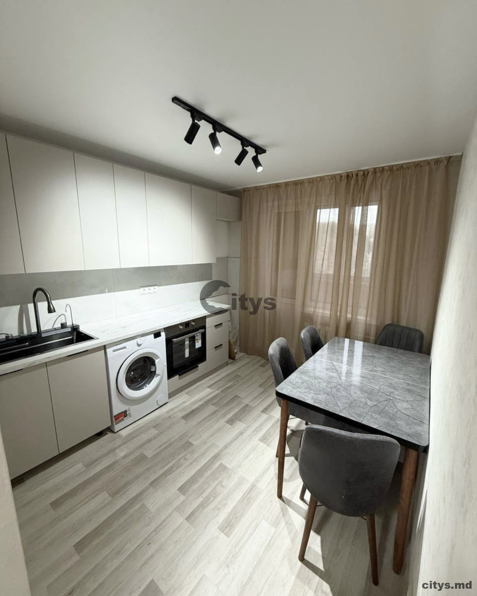 Se vinde-Apartament cu 2 camere, 42m², Rîșcani,Florilor photo 4