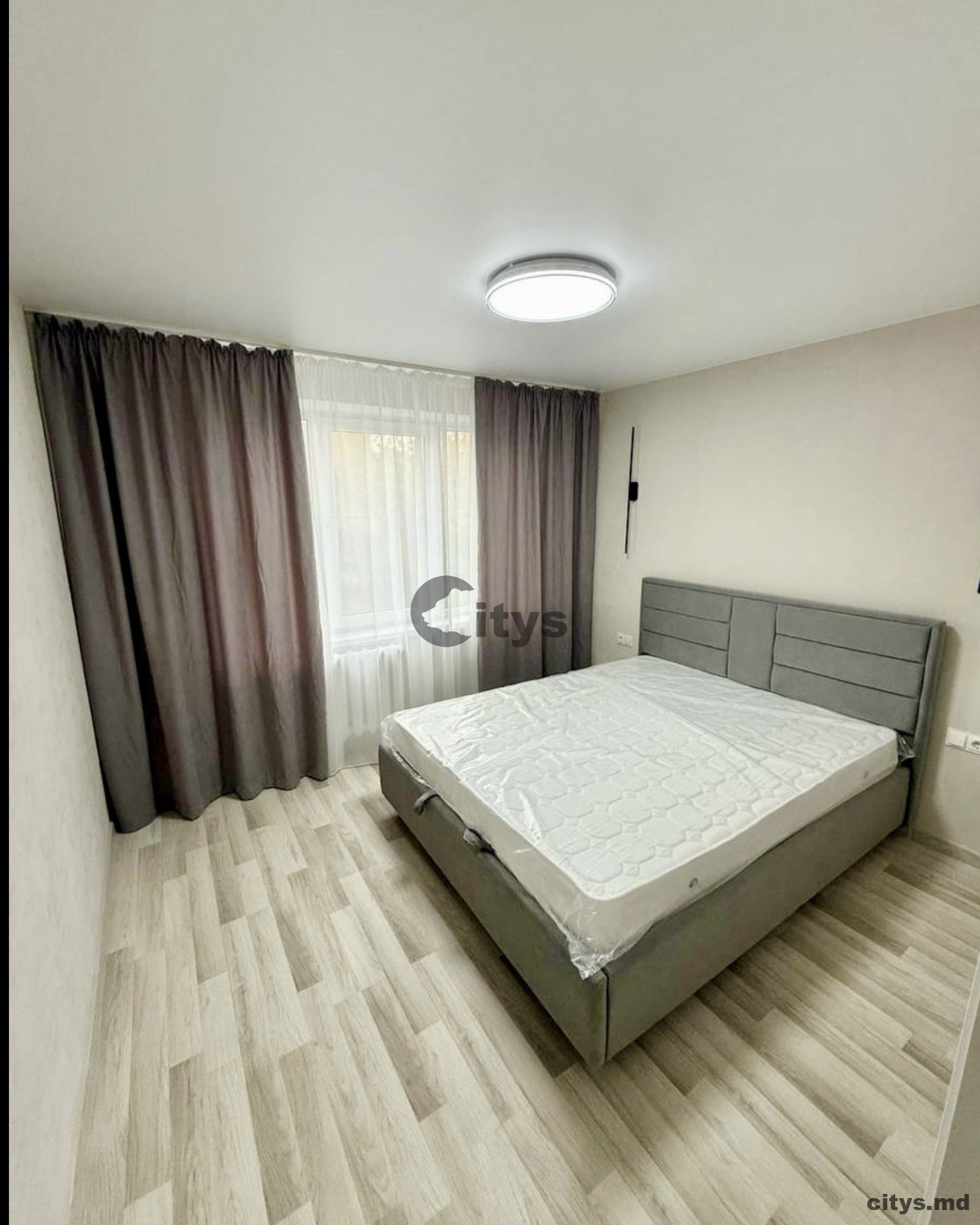 Se vinde-Apartament cu 2 camere, 42m², Rîșcani,Florilor photo 0