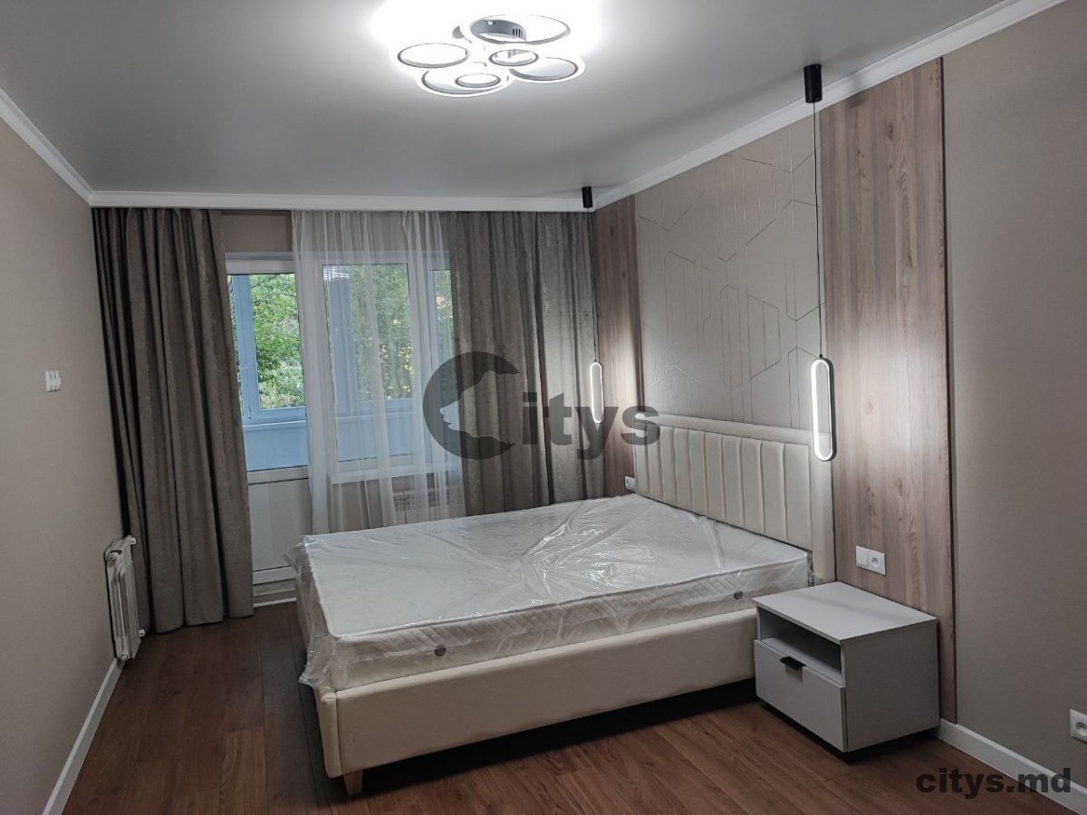 Apartament cu 3 camere, 75m², Traian photo 1