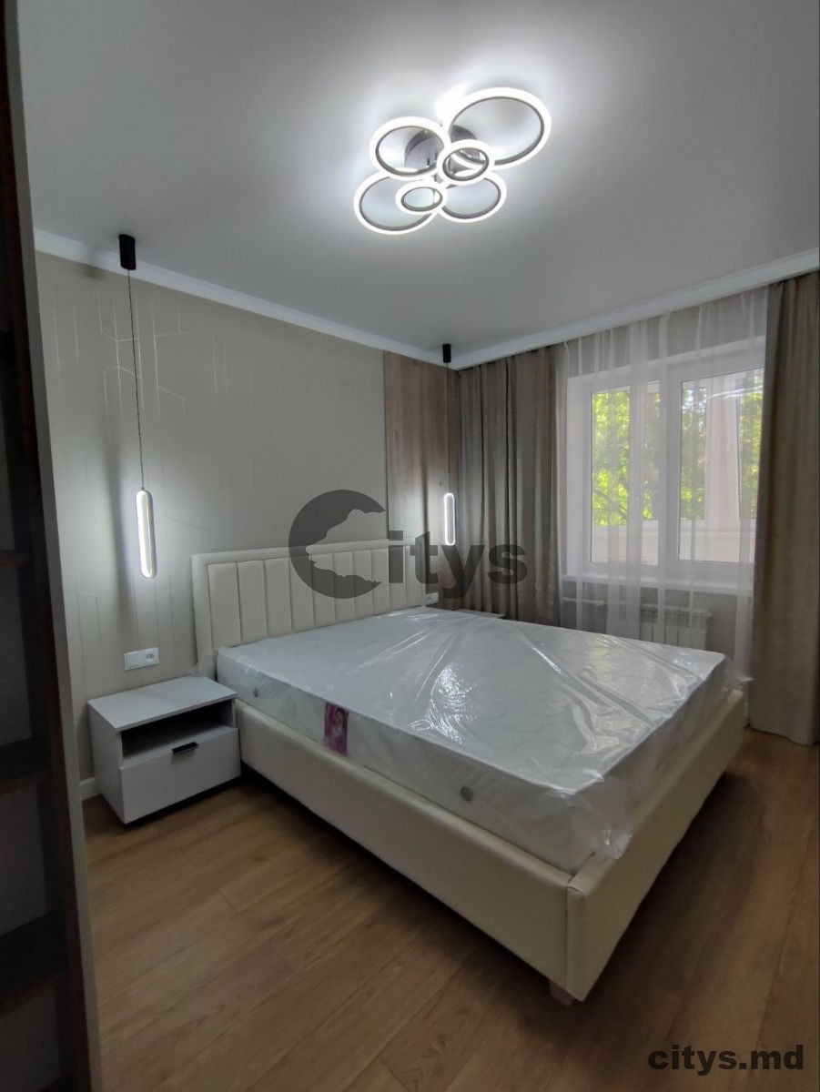 Apartament cu 3 camere, 75m², Traian photo 2