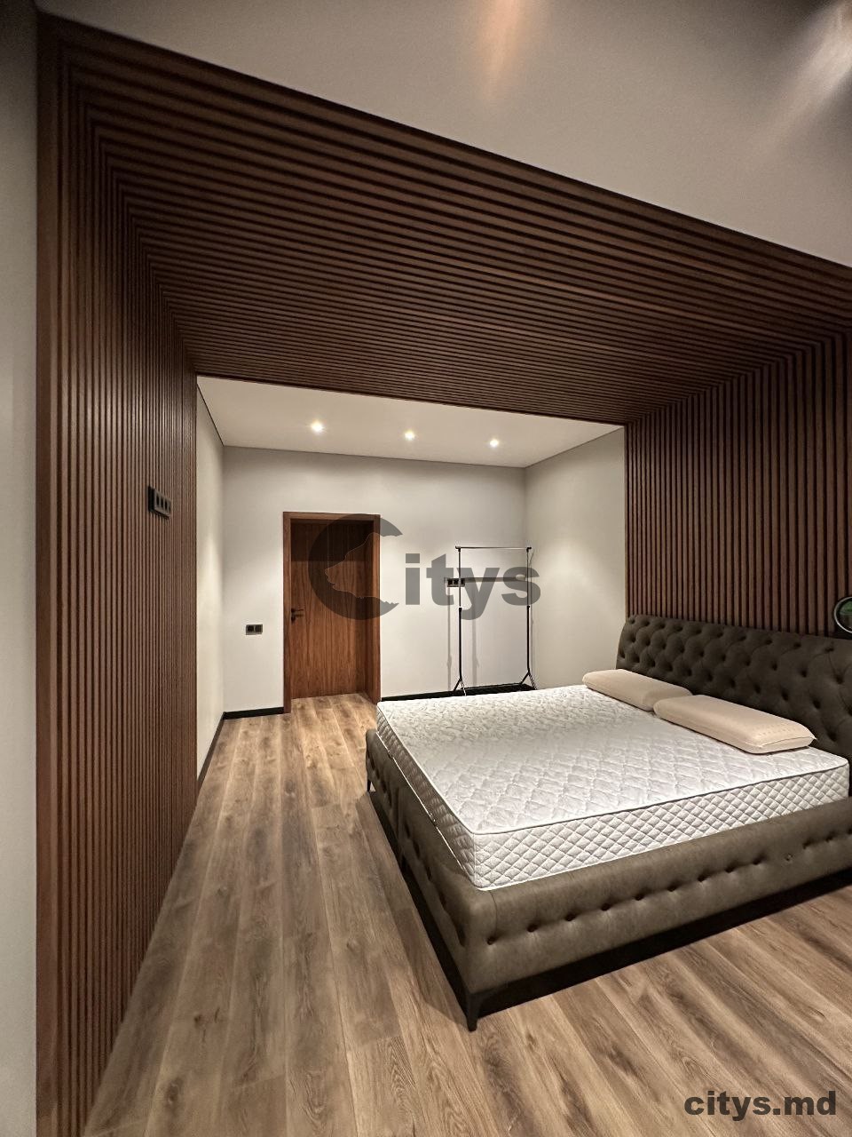 Apartament cu 3 camere, 87m², Tiraspol,Centru photo 1 - citys.md Apartament cu 3 camere, 87m², Tiraspol,Centru photo 0