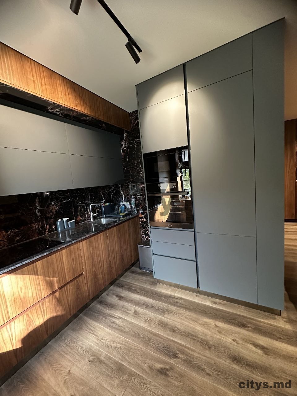 Apartament cu 3 camere, 87m², Tiraspol,Centru photo 8 - citys.md Apartament cu 3 camere, 87m², Tiraspol,Centru photo 7