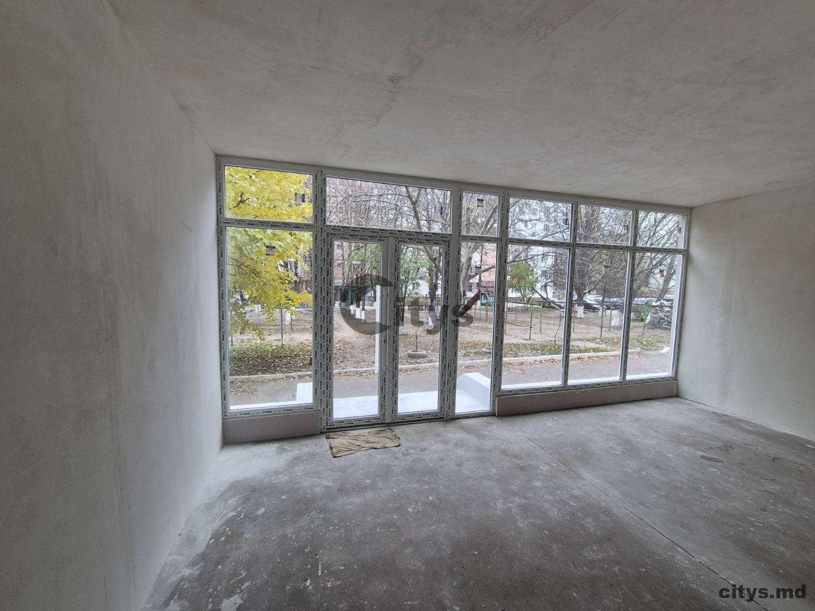 Spatiu comercial, 160m², Strada Sarmizegetusa photo 3