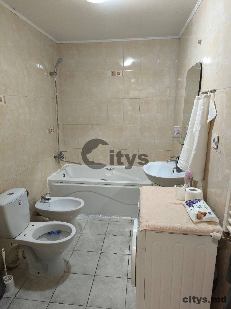 Chirie, Apartament cu 2 camere, 48m², Centru, Columna photo 4