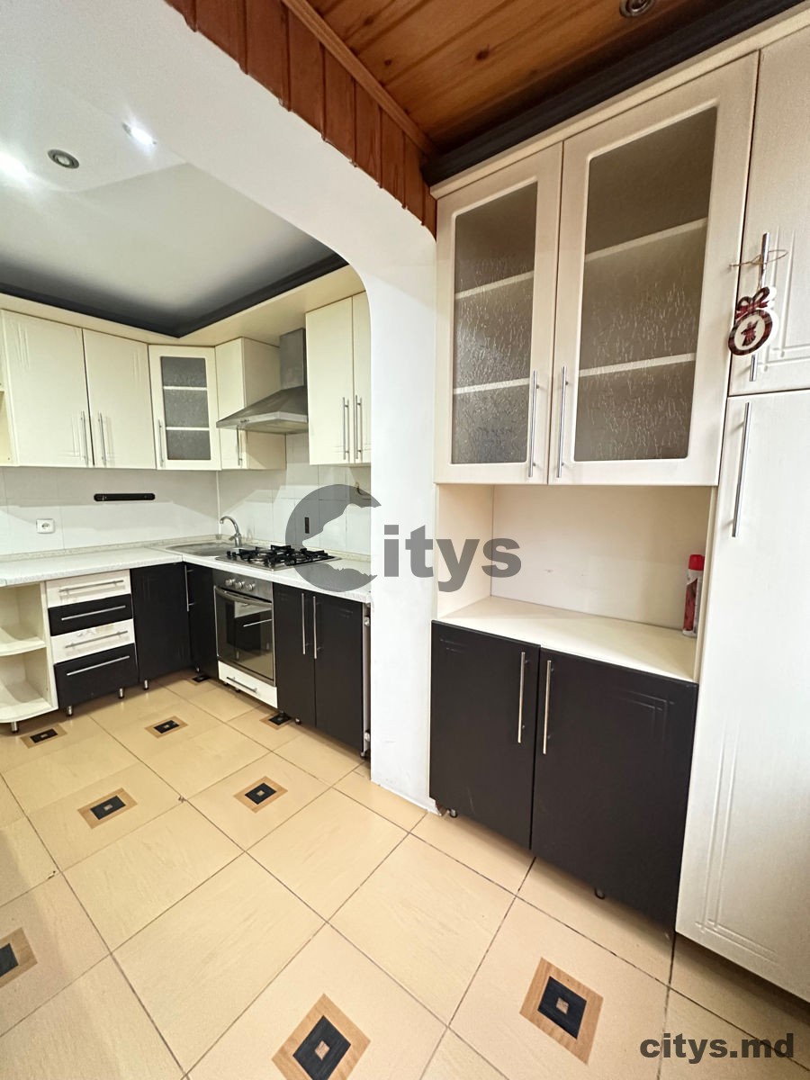 2-х комнатная квартира, 45м², Ботаника, Trandafirilor photo 1