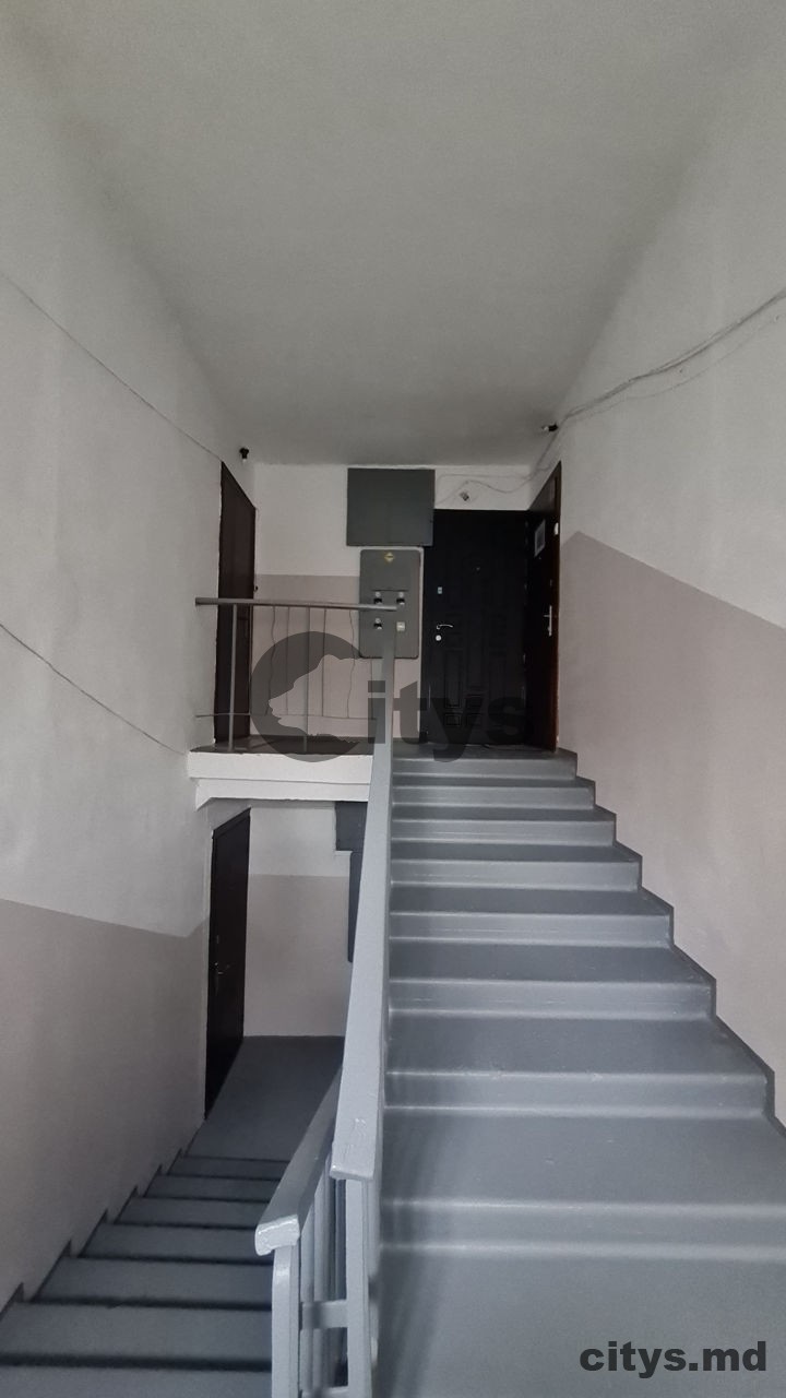 Apartament cu 2 camere, 47m², Botanica, Teilor photo 7