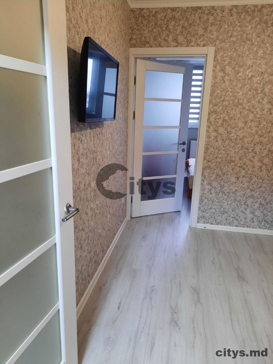 chirie-Apartament cu 1 cameră,Poșta Veche  50m², str-la Studenților photo 2