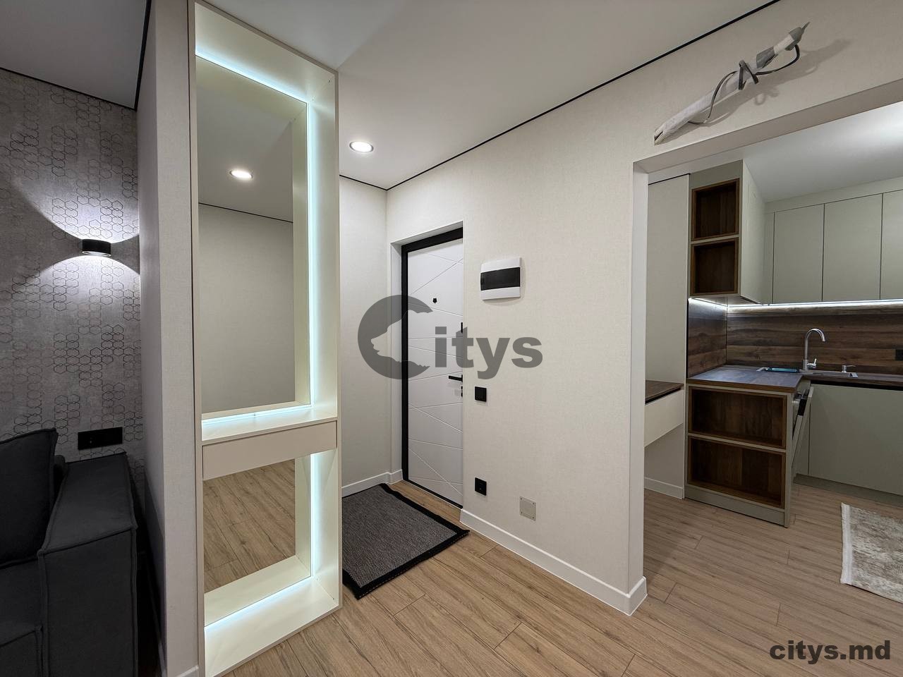 Apartament cu 3 camere, 80m², Sadovenu photo 9