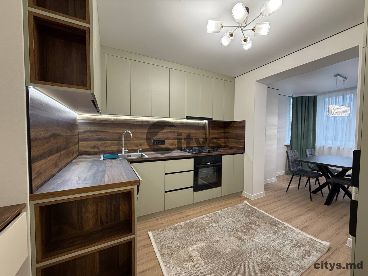 Apartament cu 3 camere, 80m², Sadovenu photo 2