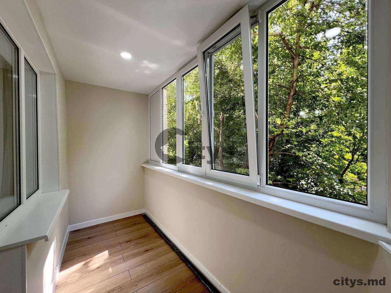 Apartament cu 2 camere, 60m², Sadoveanu photo 6