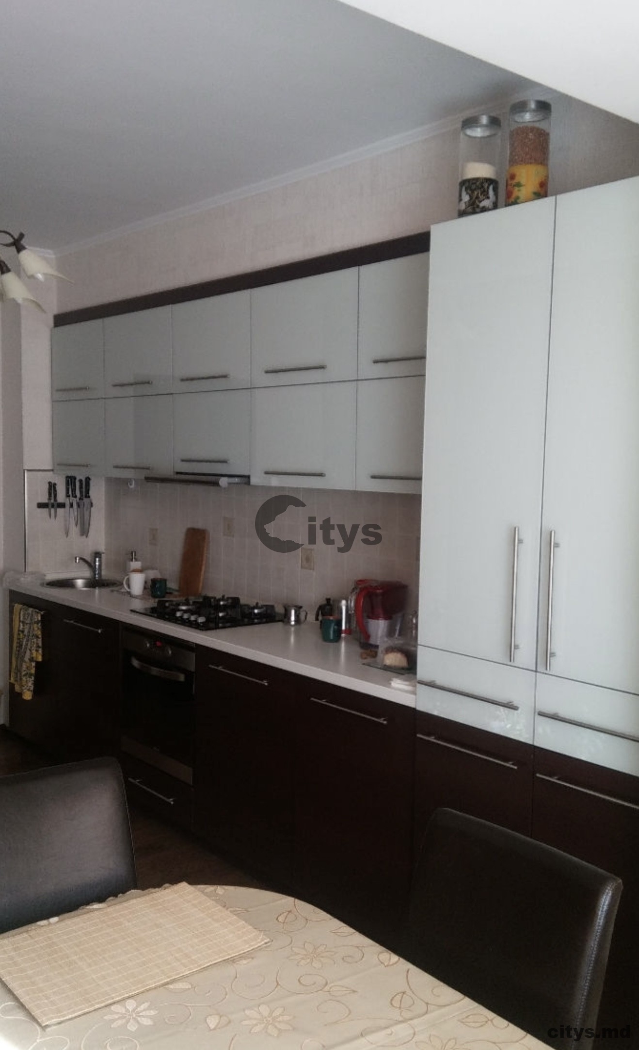 Chirie-Apartament cu 3 camere, 93m²,Buiucani, Alba-Iulia photo 5