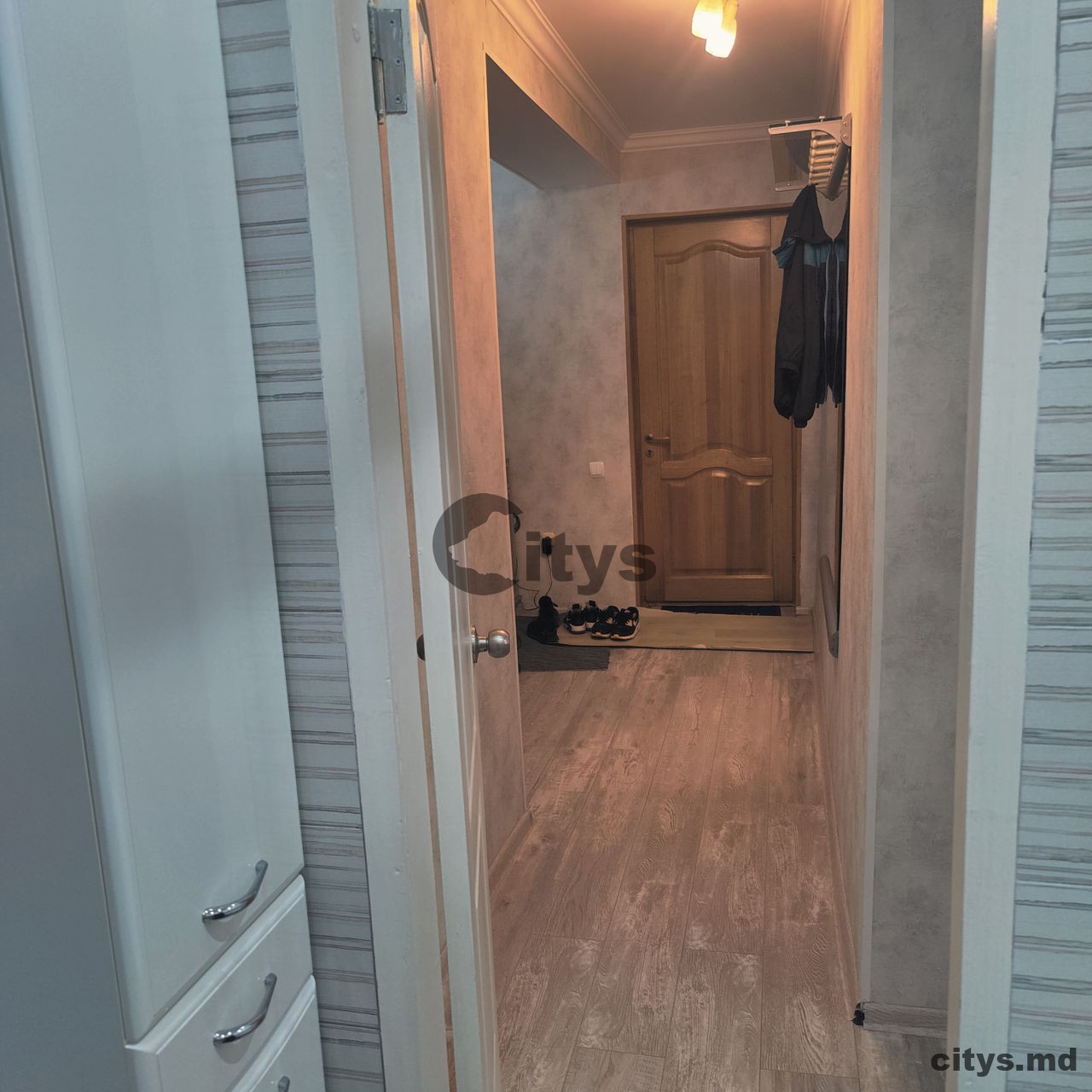 Apartament cu 2 camere, 60m², Ceucari photo 4