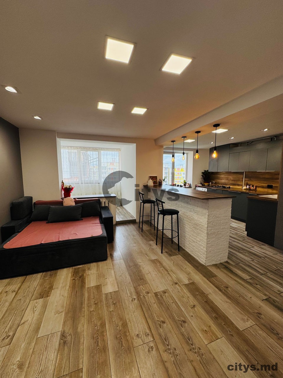 Apartament cu 4 camere, 84m², I Vieru photo 0