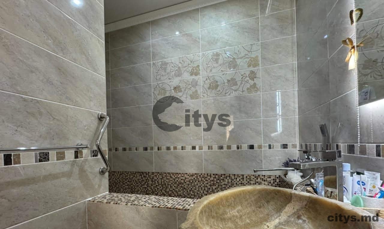 chirie-Apartament cu 2 camere, Centru 90m², Albisoara photo 8