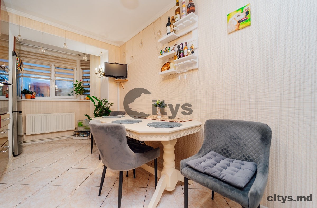Apartament cu 3 camere, 73m², Botanica, Cetatea Albă photo 2