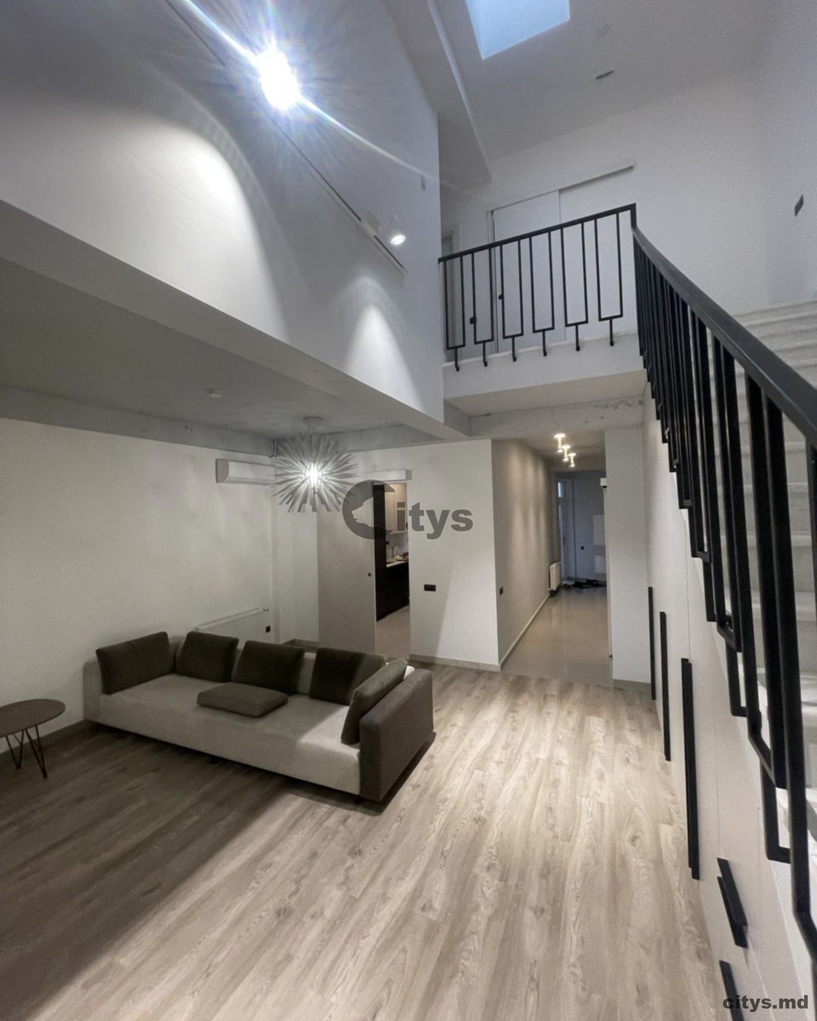 Chirie-Apartament cu 3 camere, 128m², Rîșcani,Zimbrului photo 0