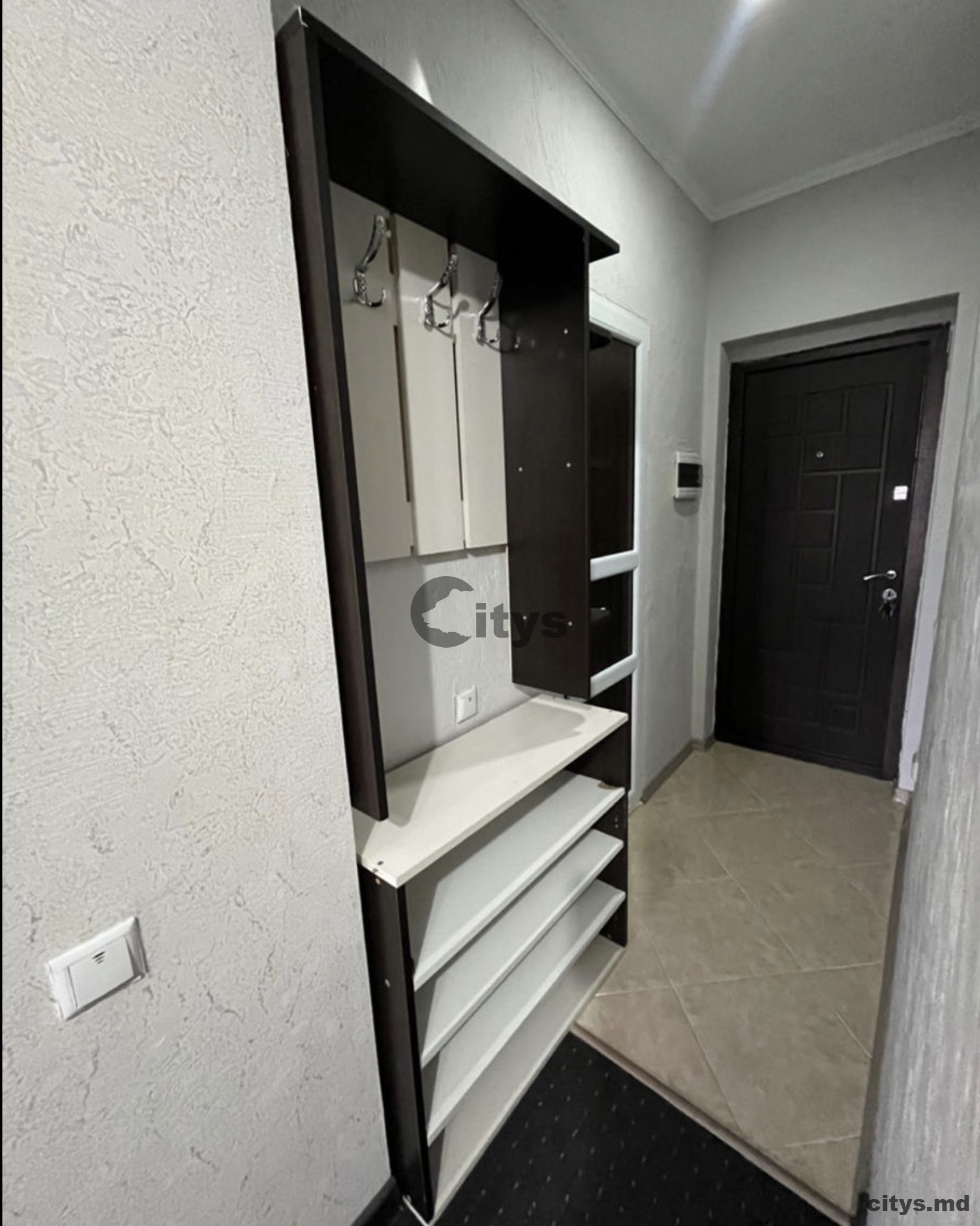 Se vinde-Apartament cu 1 cameră, 33m², Buiucani,Sucevița photo 3