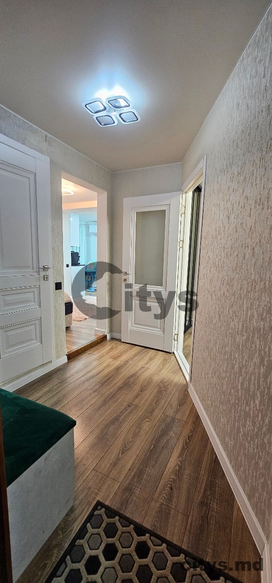 Vînzare, Apartament cu 2 camere, 52m², Cuza Voda,3 photo 4