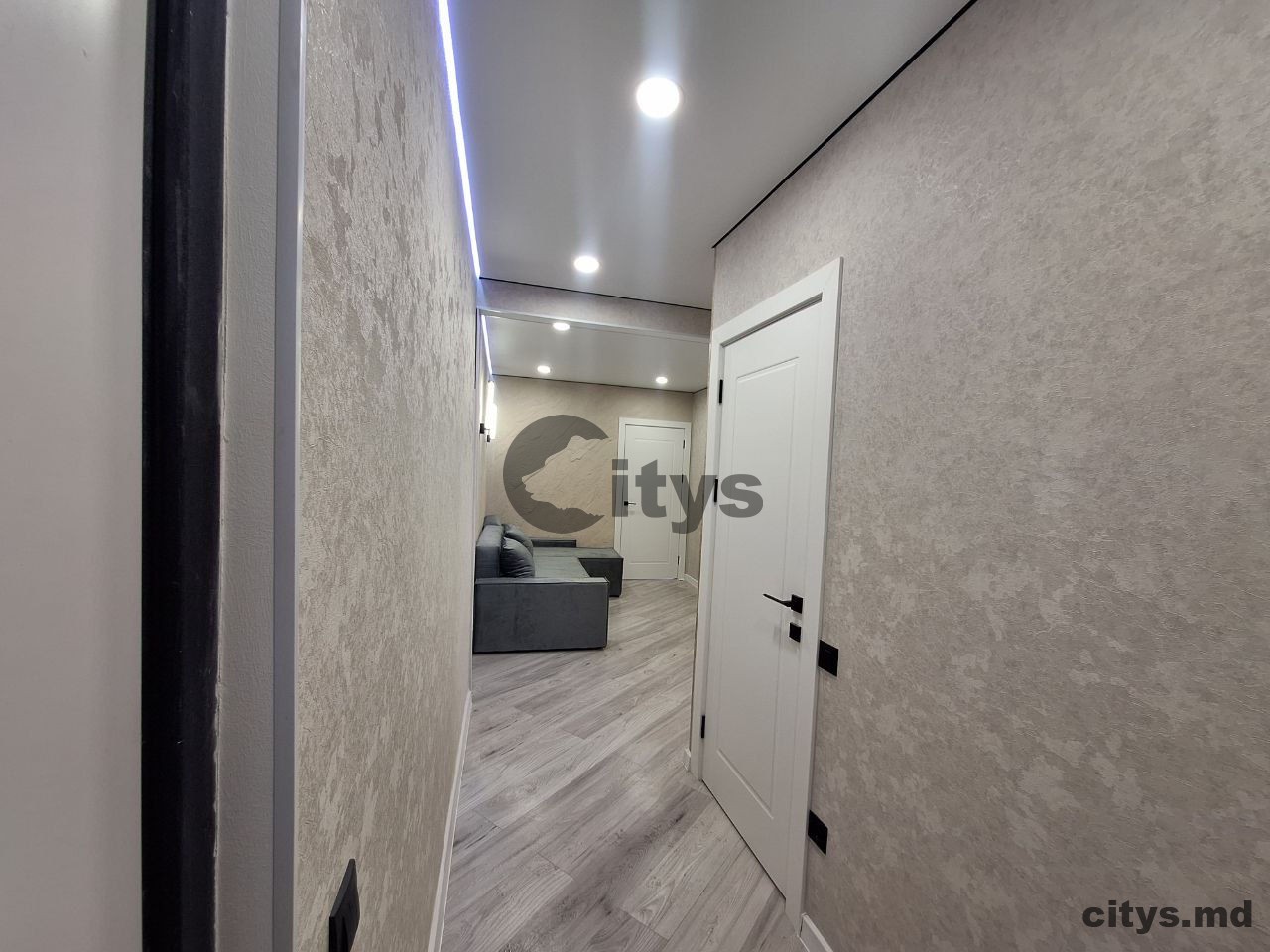 Vînzare, Apartament cu 2 camere+living, 47m², Сăușeni,1 photo 11