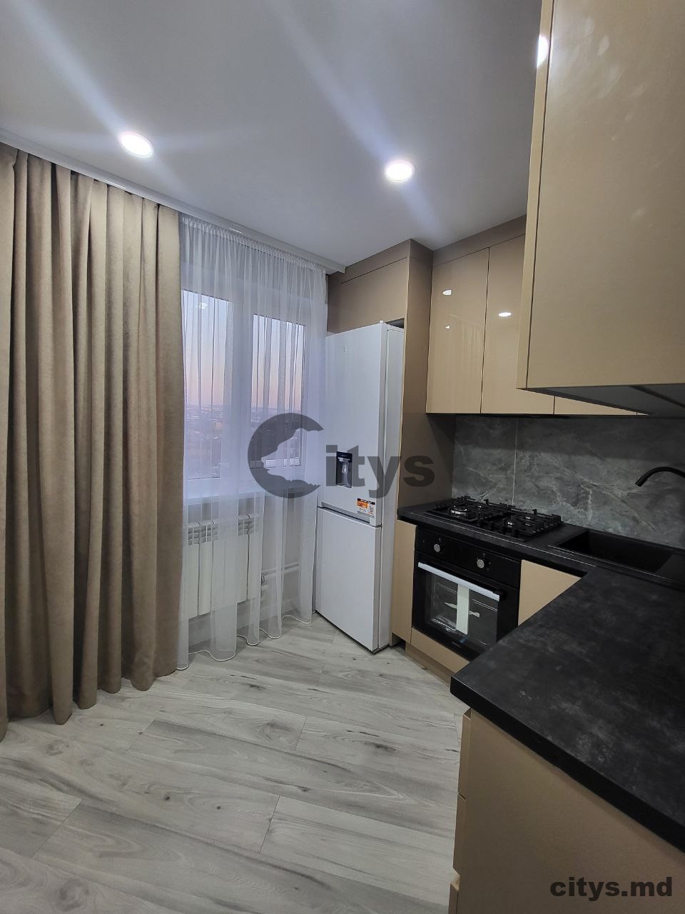 Vînzare, Apartament cu 2 camere+living, 47m², Сăușeni,1 photo 9