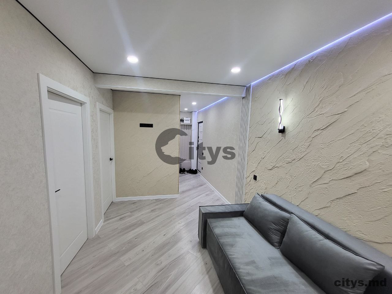 Vînzare, Apartament cu 2 camere+living, 47m², Сăușeni,1 photo 5
