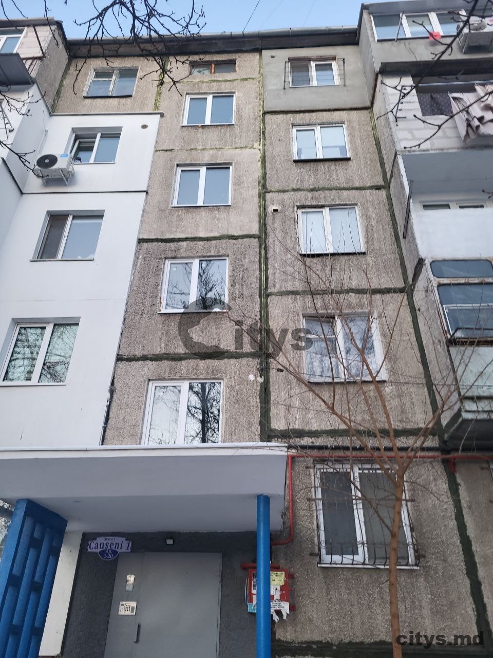 Vînzare, Apartament cu 2 camere+living, 47m², Сăușeni,1 photo 2