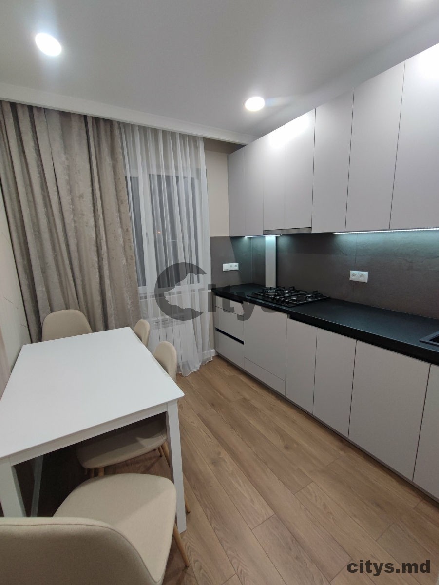 Apartament cu 3 camere, 80m², Botanica, Traian 7657 photo 2