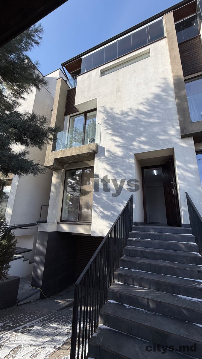 Duplex - Townhouse cu 3 nivele, 122m², str. Carierei photo 17 - citys.md Duplex - Townhouse cu 3 nivele, 122m², str. Carierei photo 16