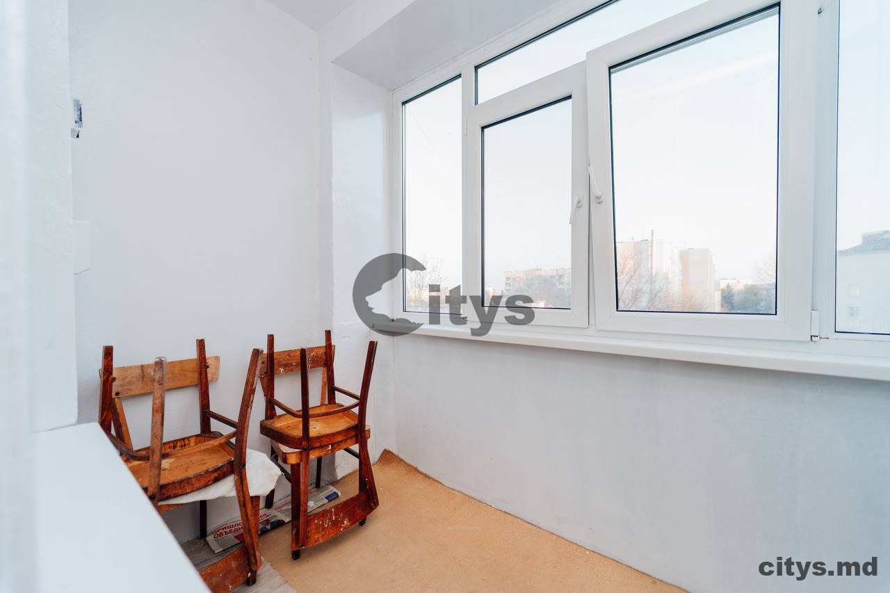 Apartament cu 2 camere, 50m², Telecentru, Str. Korolenco photo 2