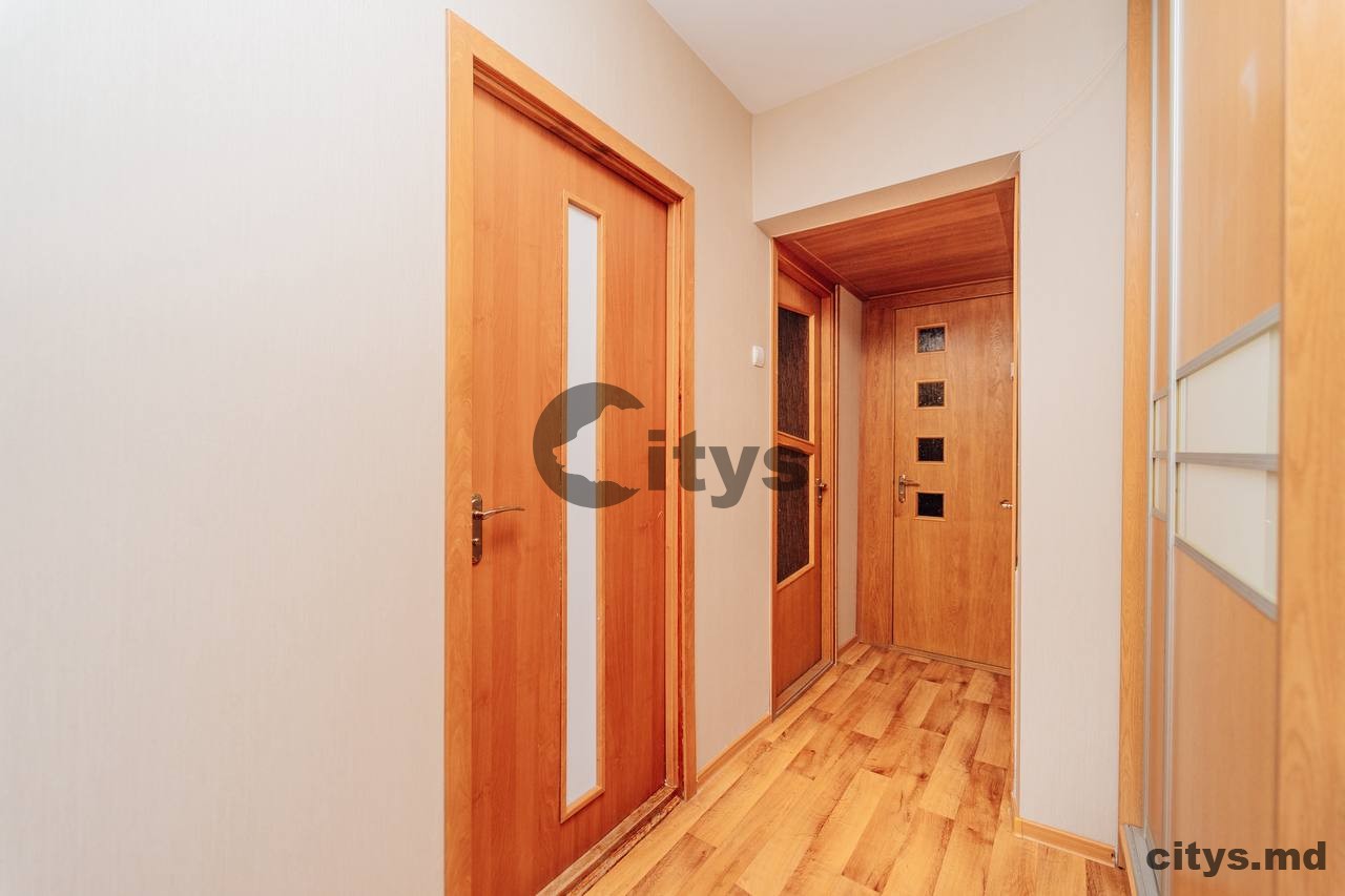 Apartament cu 2 camere, 50m², Telecentru, Str. Korolenco photo 4
