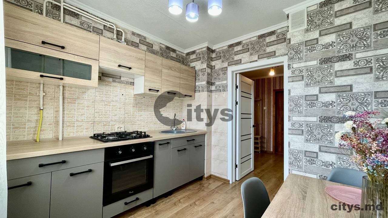Apartament cu 2 camere, 54m², P.Zadnipru photo 1