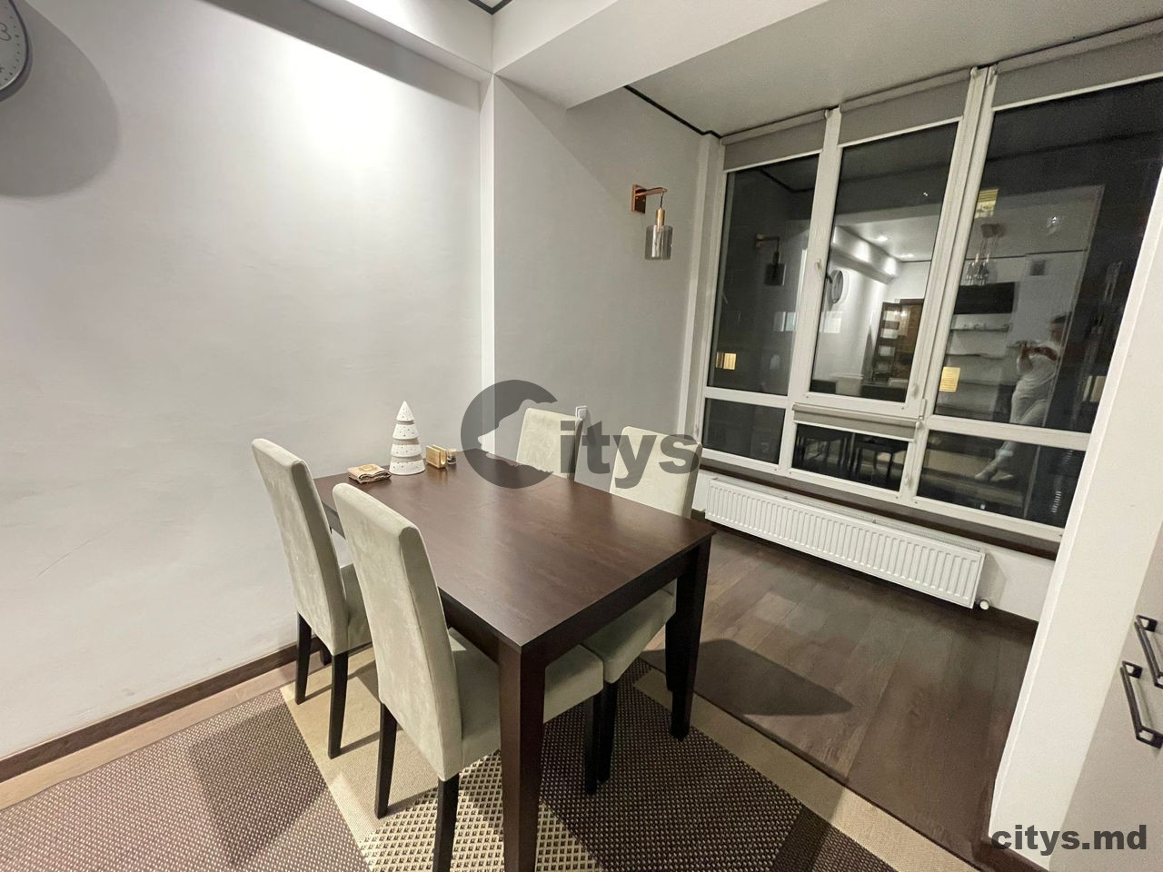 Chirie-Apartament cu 2 camere, 79m², str. Sprîncenoaia photo 7 - citys.md Chirie-Apartament cu 2 camere, 79m², str. Sprîncenoaia photo 6